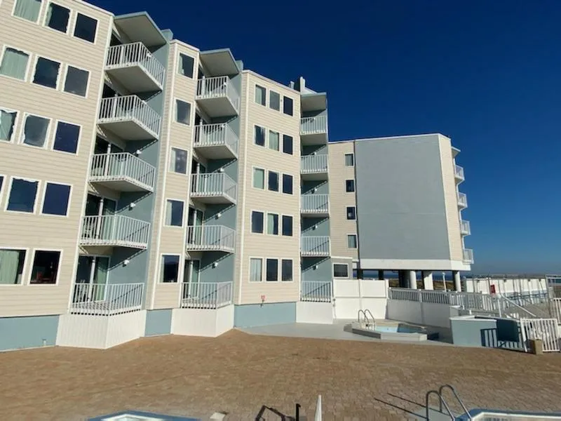 El Coronado Resort