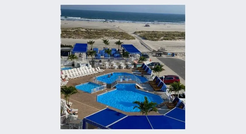 El Coronado Resort