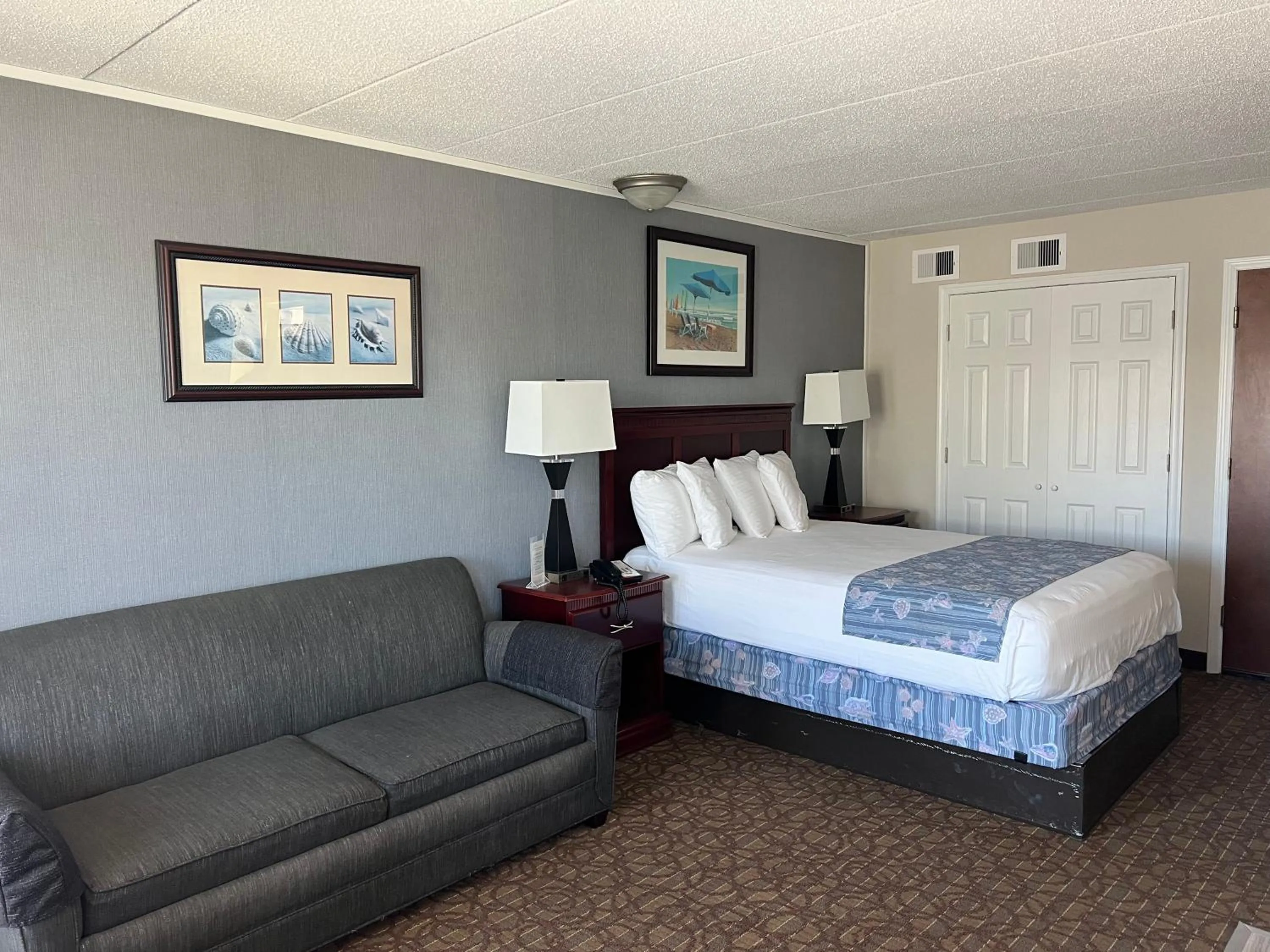 Bed in El Coronado Resort