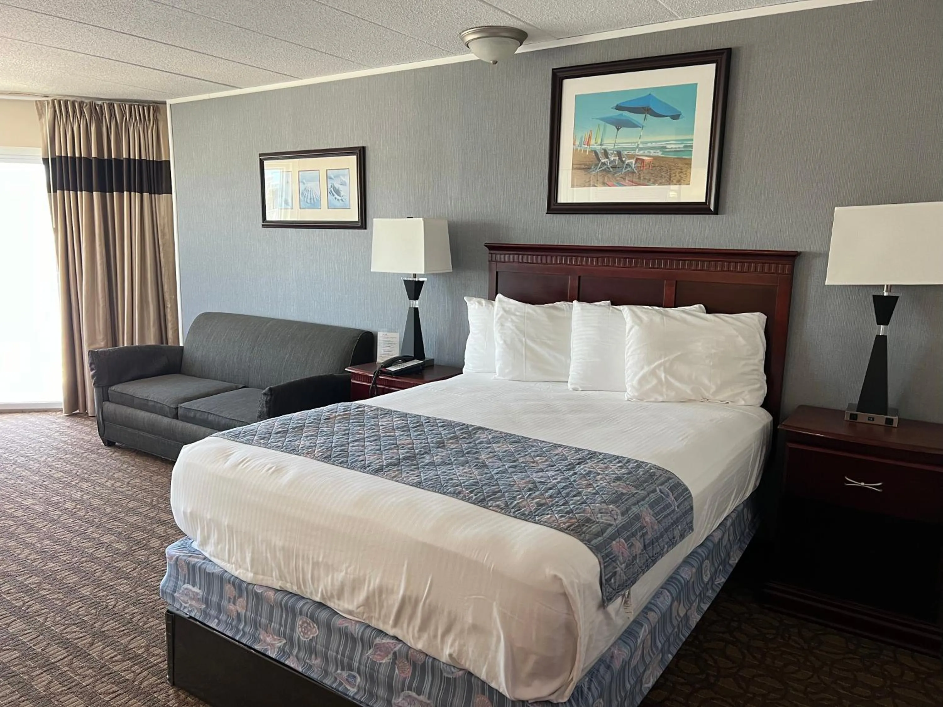 Bed in El Coronado Resort
