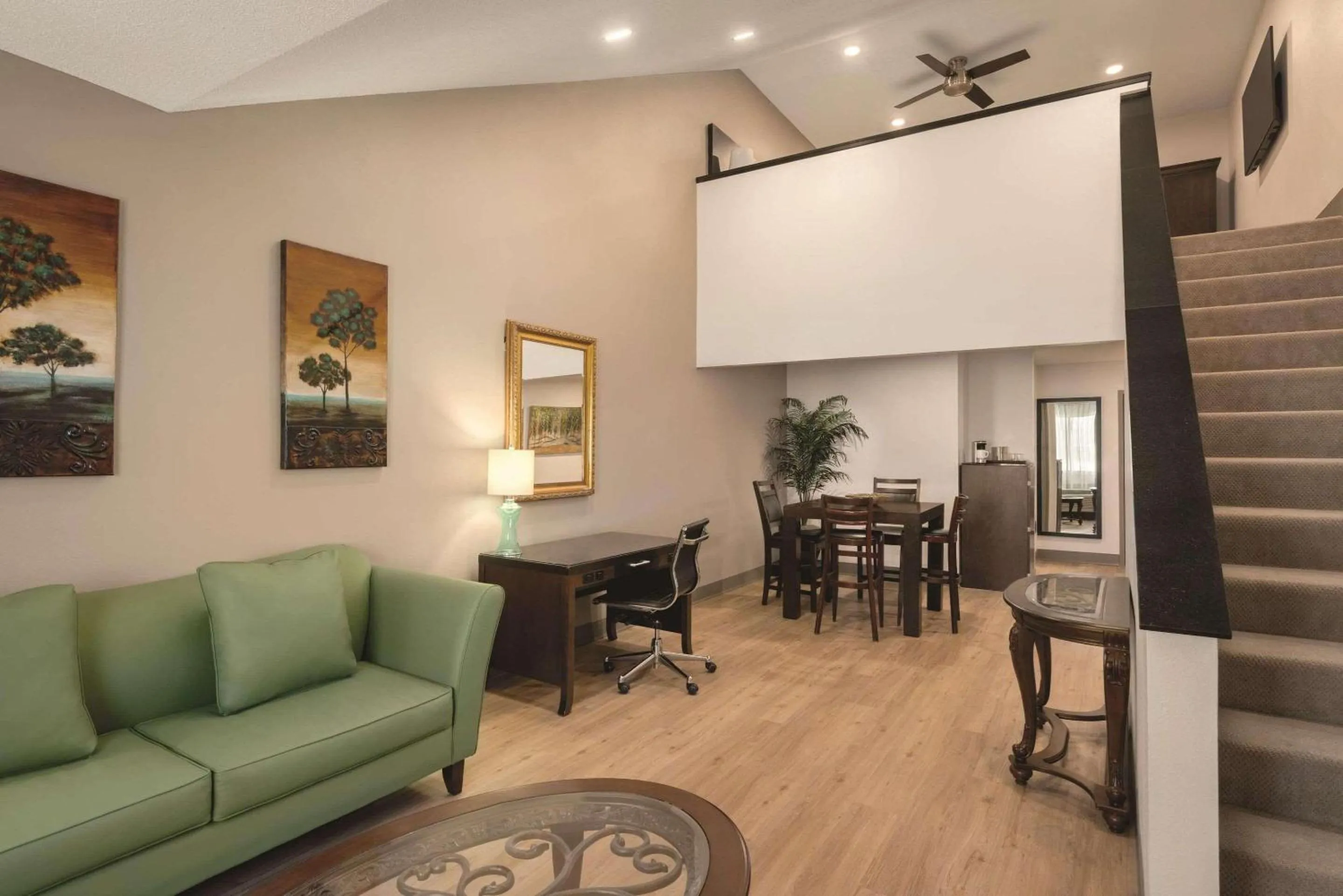 Bedroom in Radisson Hotel & Conference Center Rockford