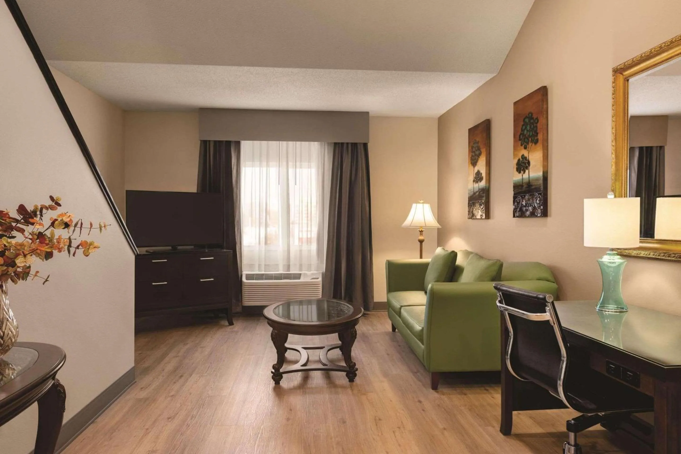 Bedroom in Radisson Hotel & Conference Center Rockford