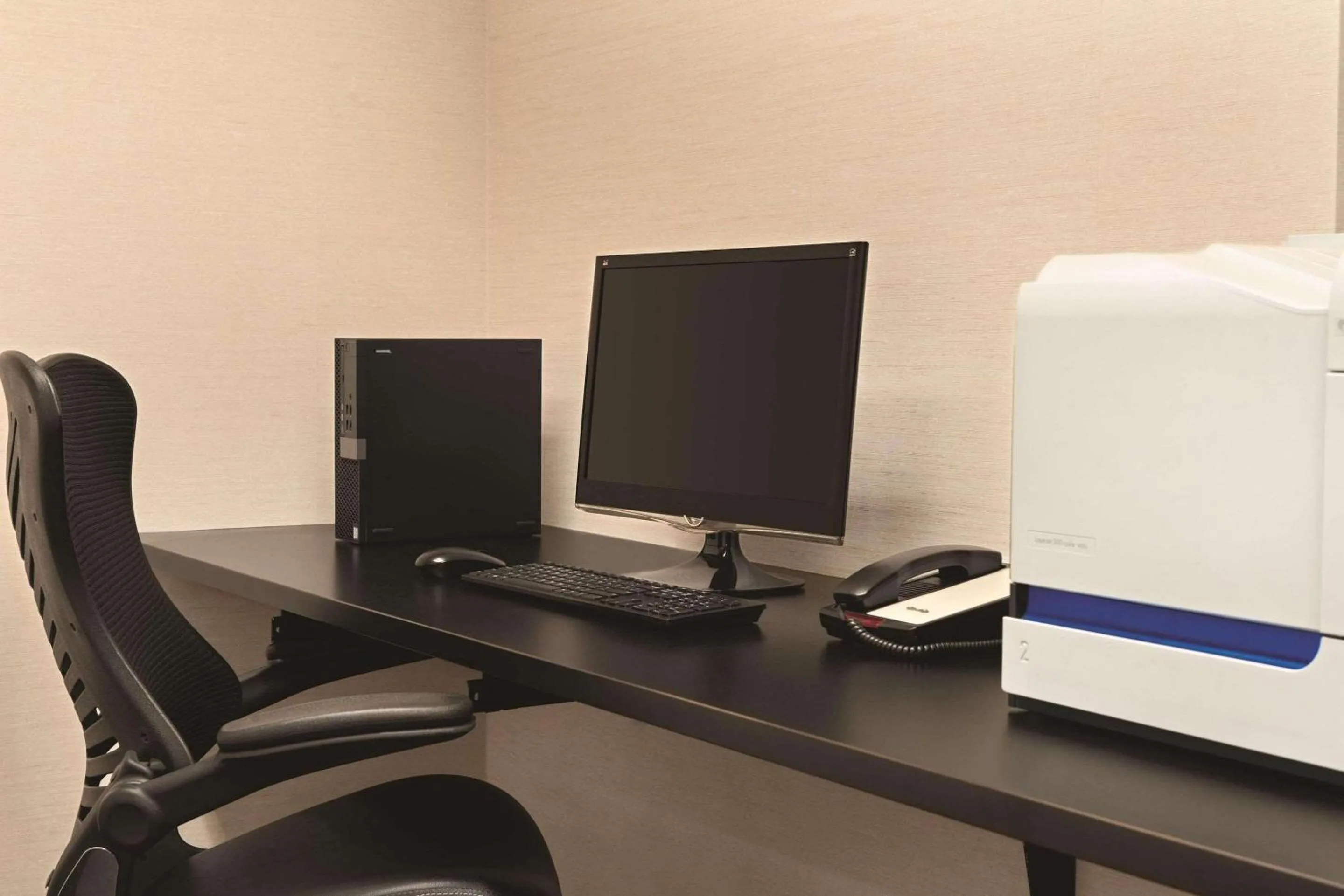 Business facilities in Radisson Hotel & Conference Center Rockford