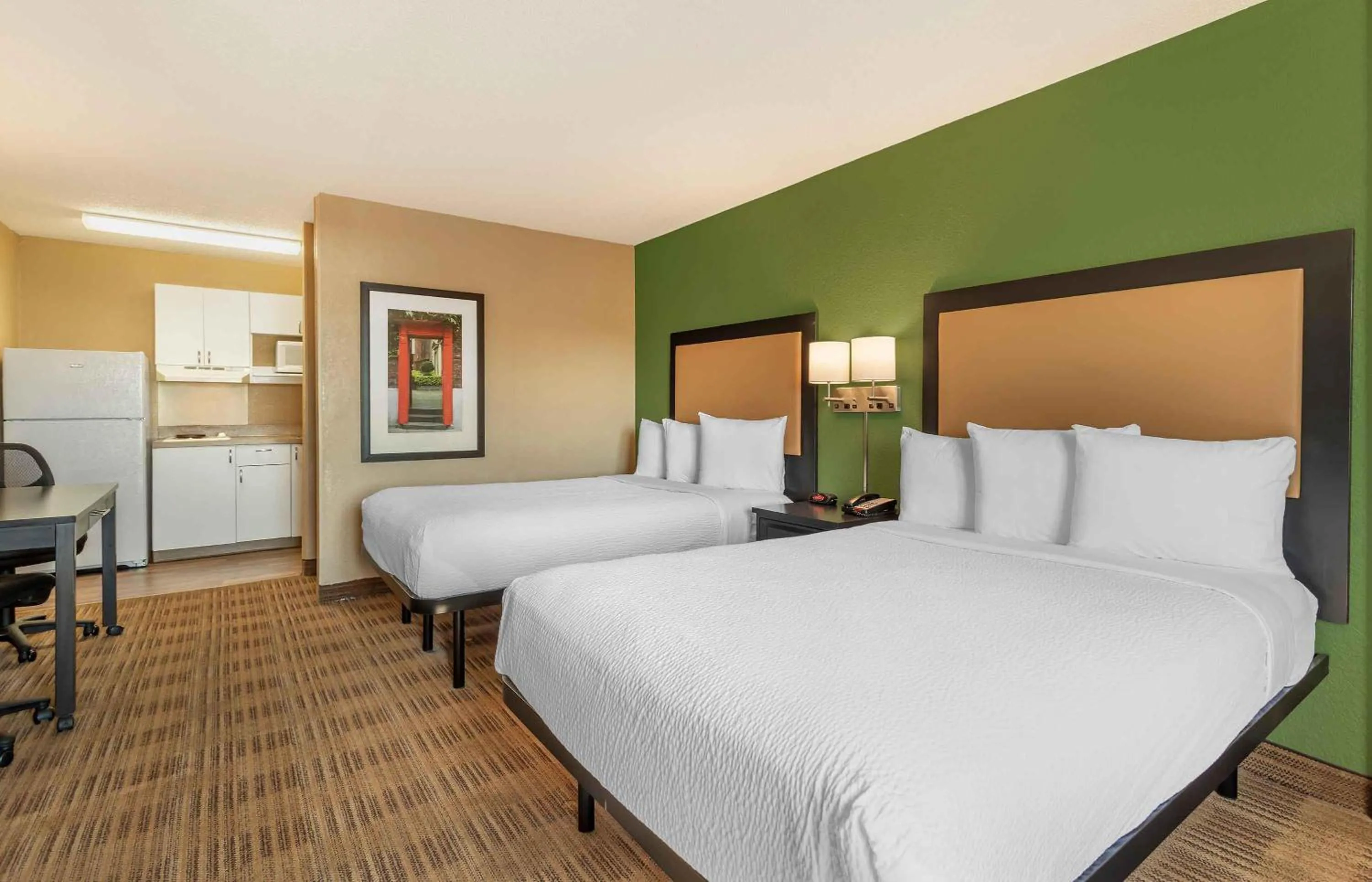 Bedroom, Bed in Extended Stay America Select Suites - Nashville - Airport