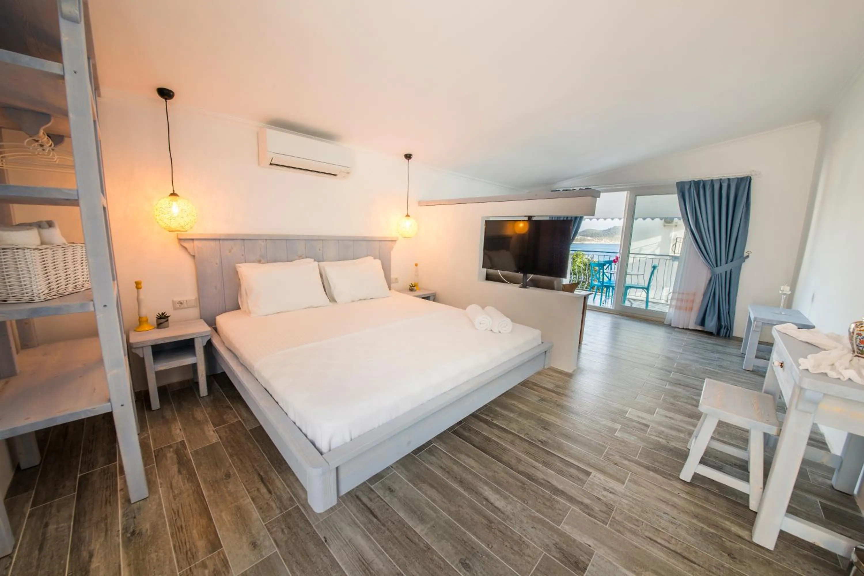 Ceylan Boutique House