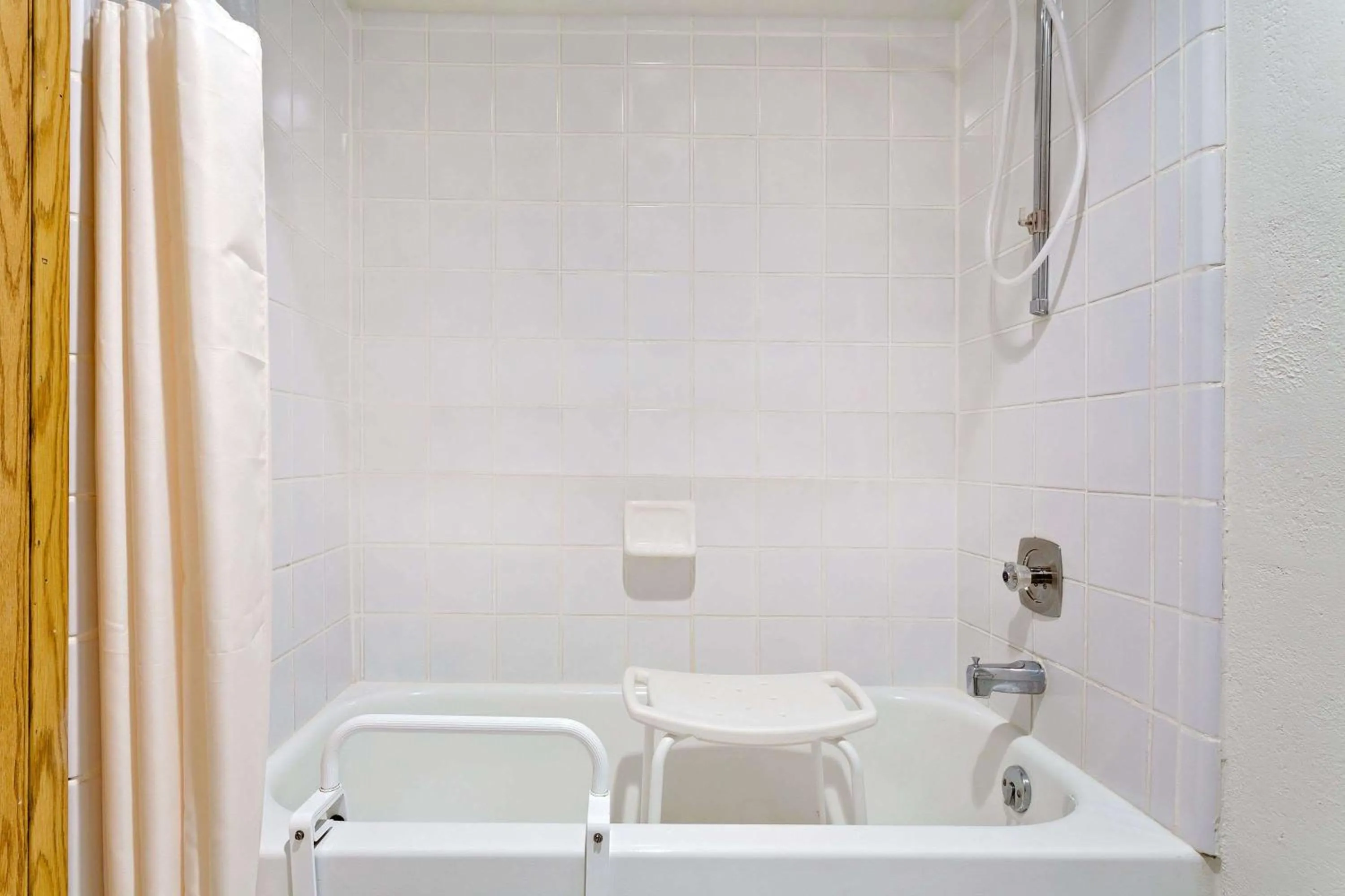 Photo of the whole room, Bathroom in Knights Inn Evanston