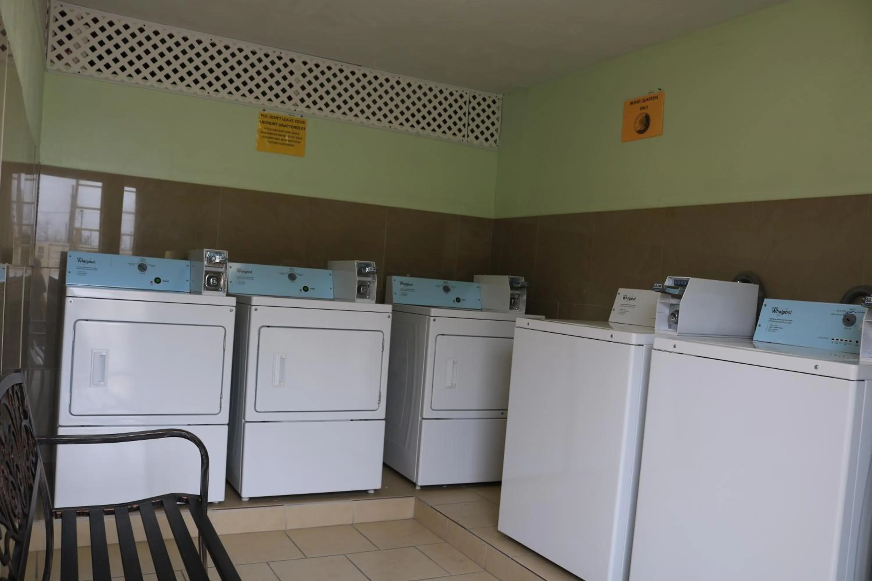 laundry in Great Western Inn