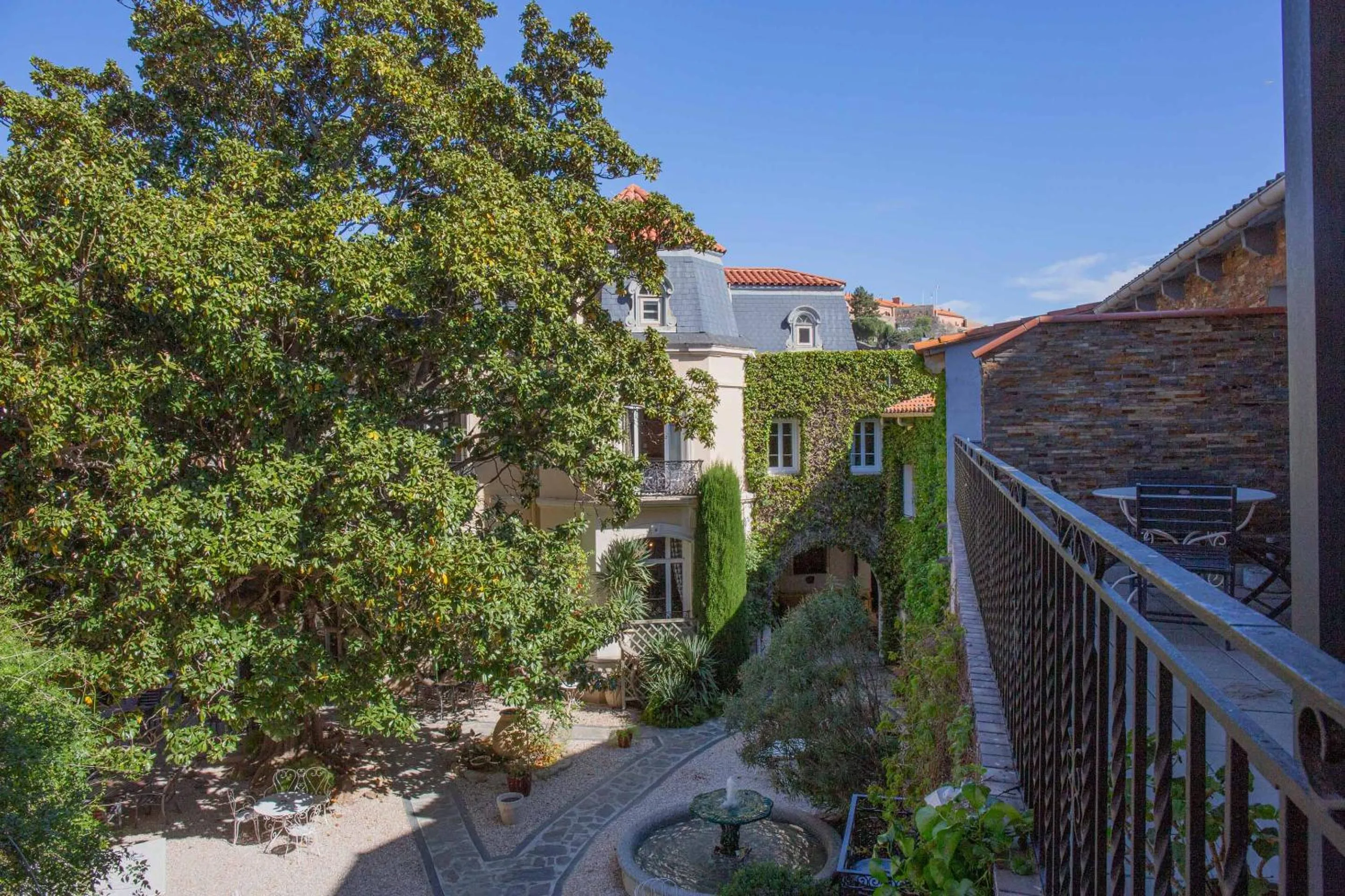 View (from property/room) in Hôtel La Casa Pairal