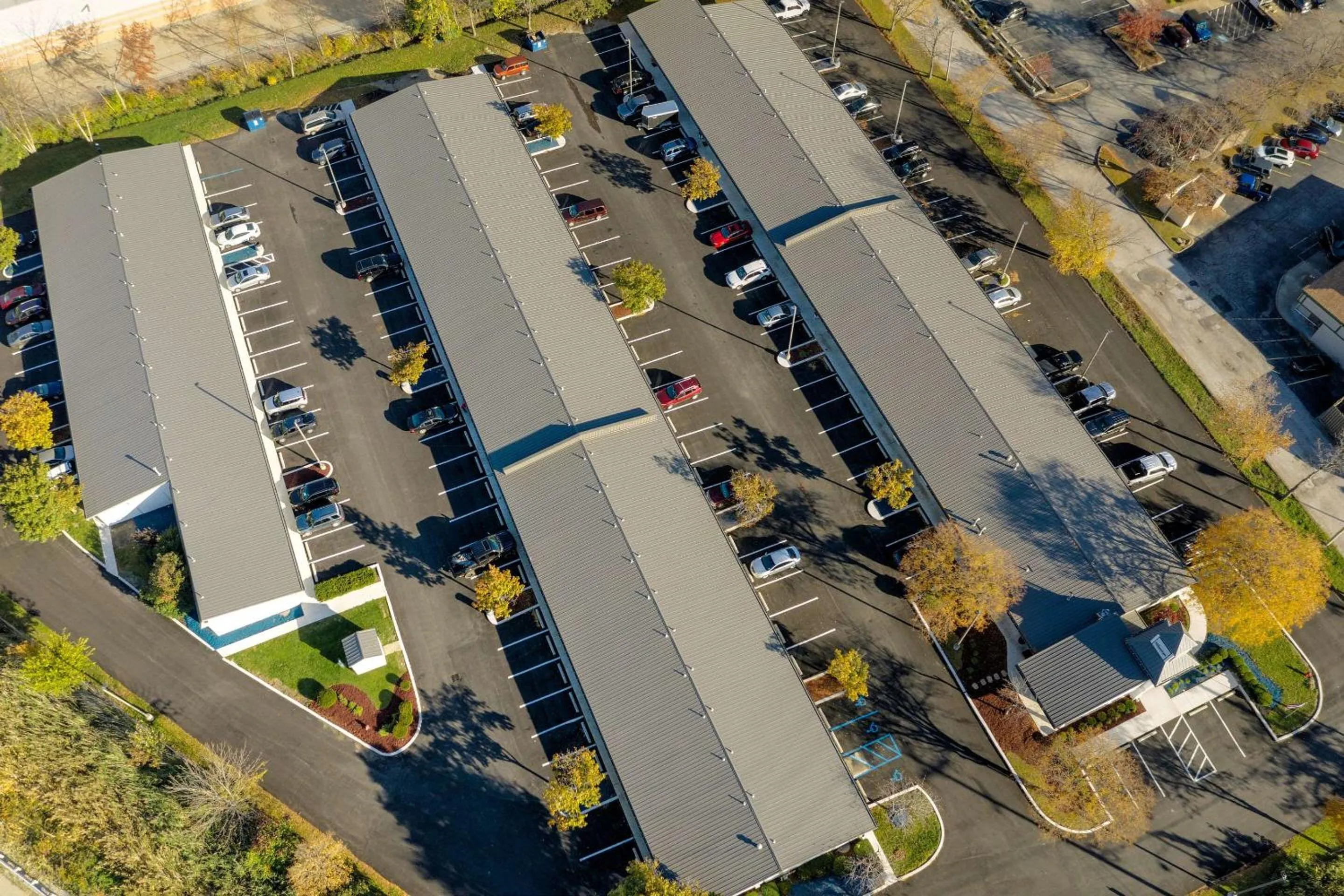 Property building in Suburban Studios Mentor - Cleveland Northeast