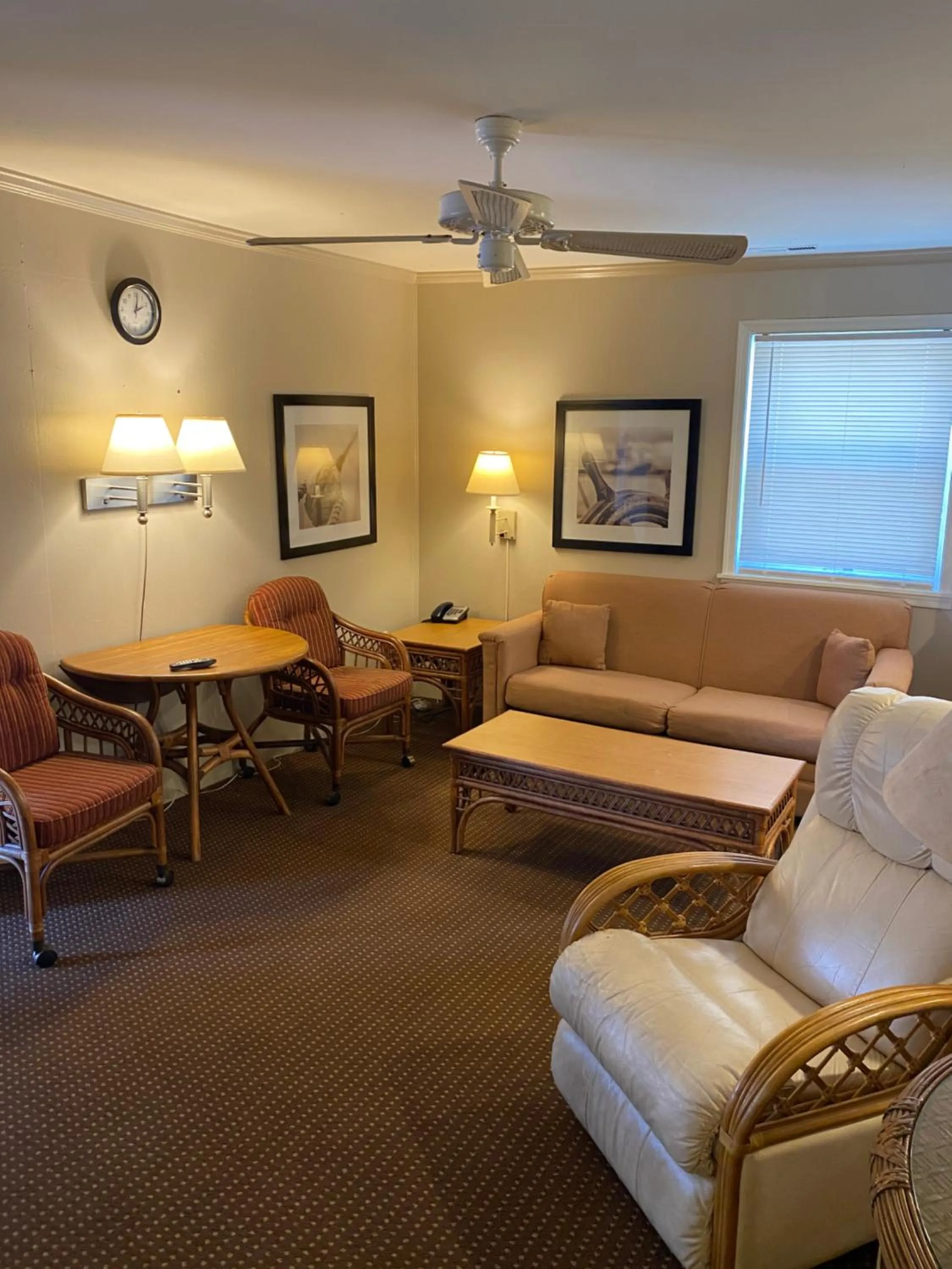 The Admiral Hotel/Motel