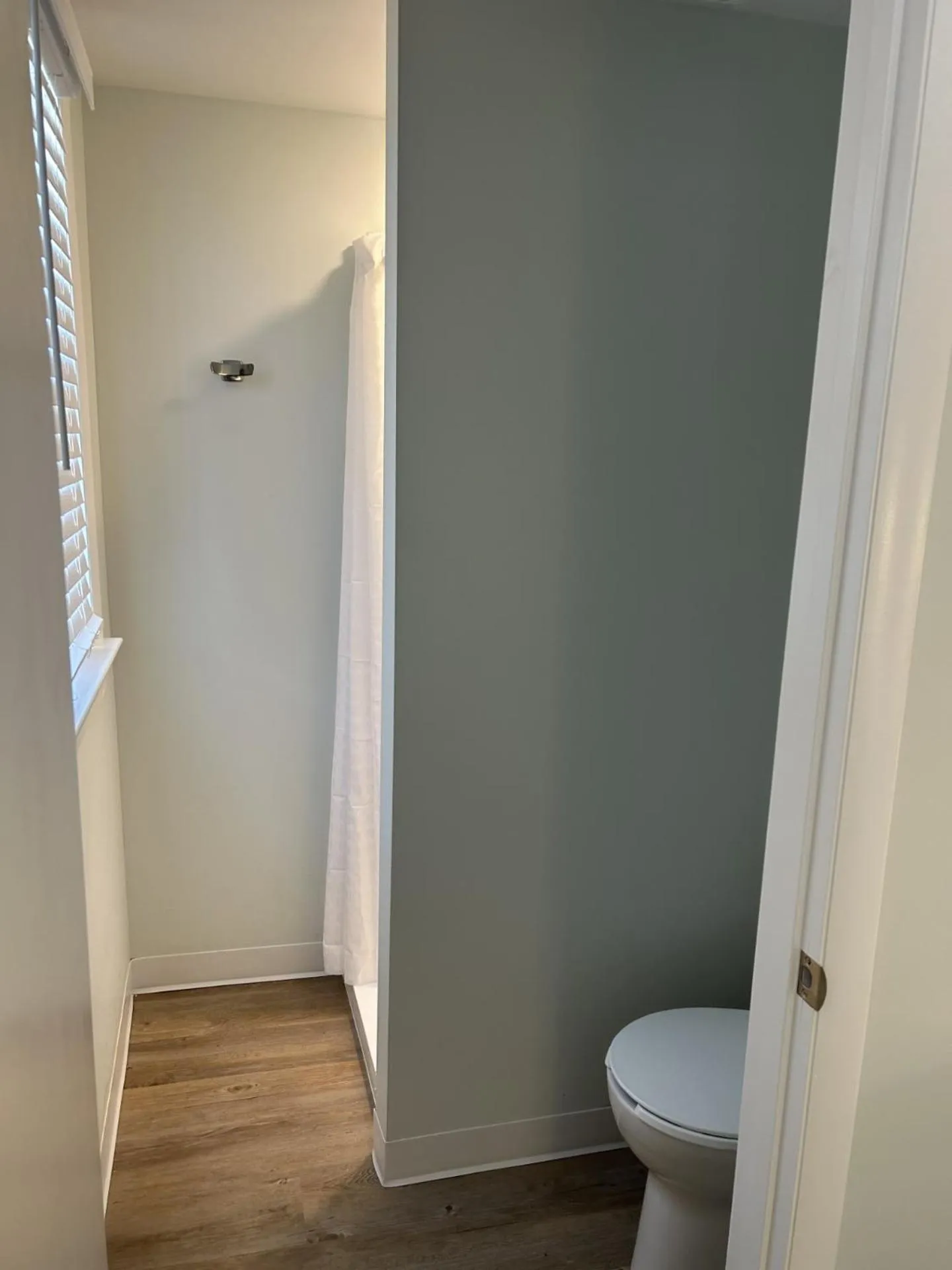 Bathroom in The Admiral Hotel/Motel