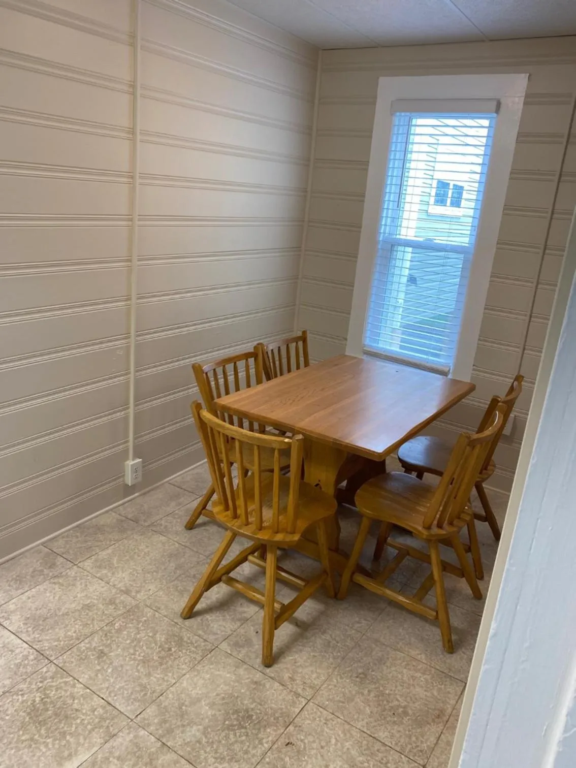 Dining area in The Admiral Hotel/Motel