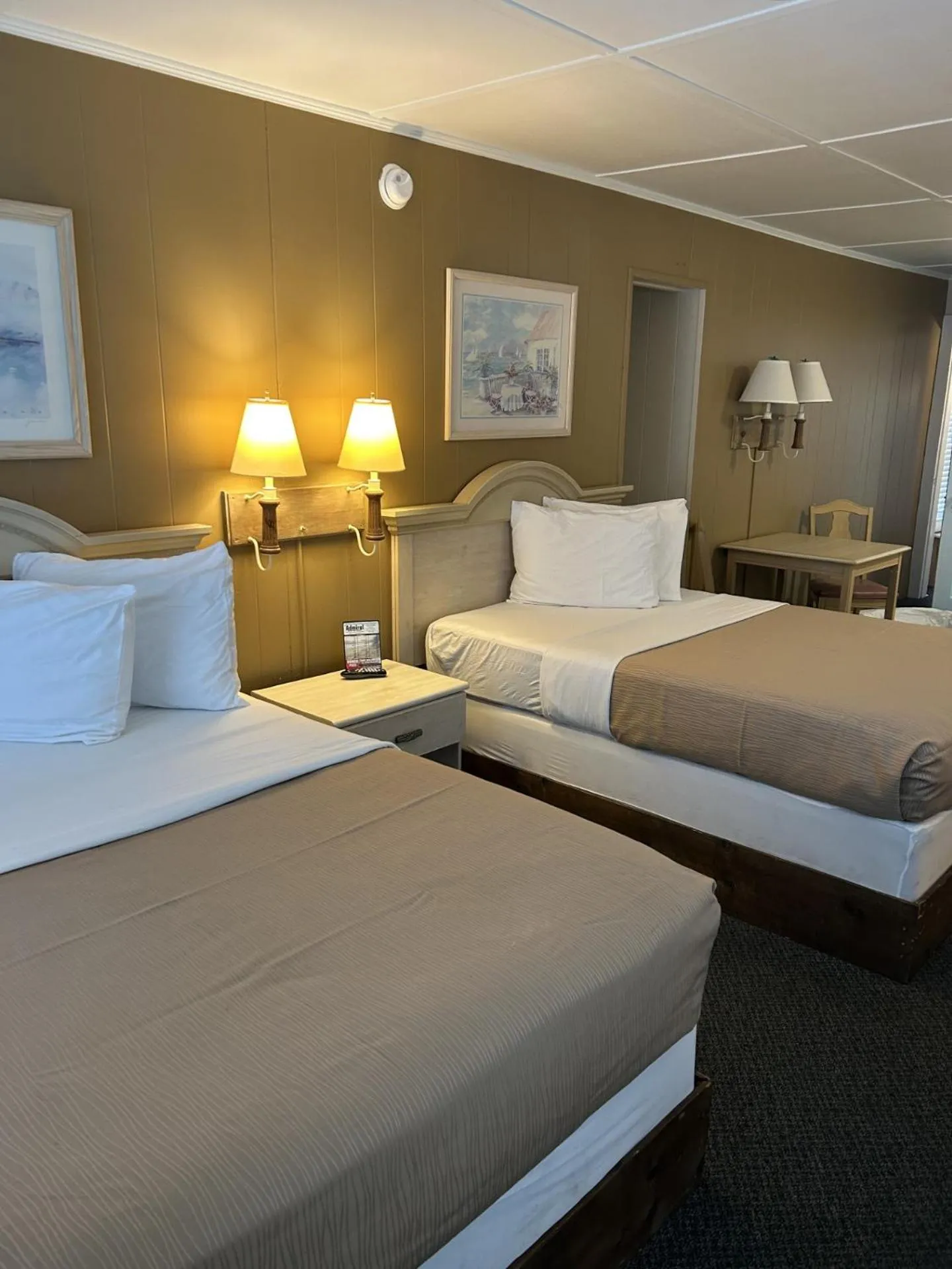 Photo of the whole room in The Admiral Hotel/Motel