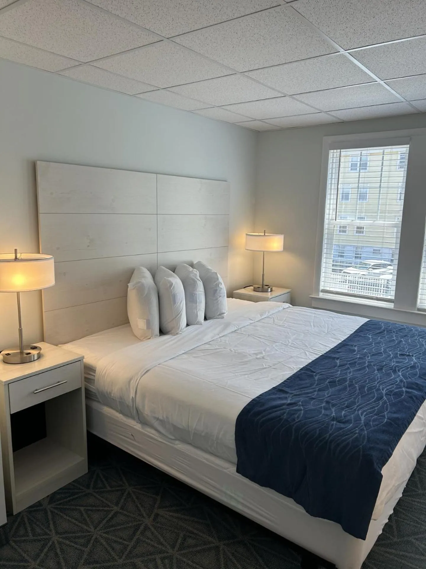 Photo of the whole room in The Admiral Hotel/Motel