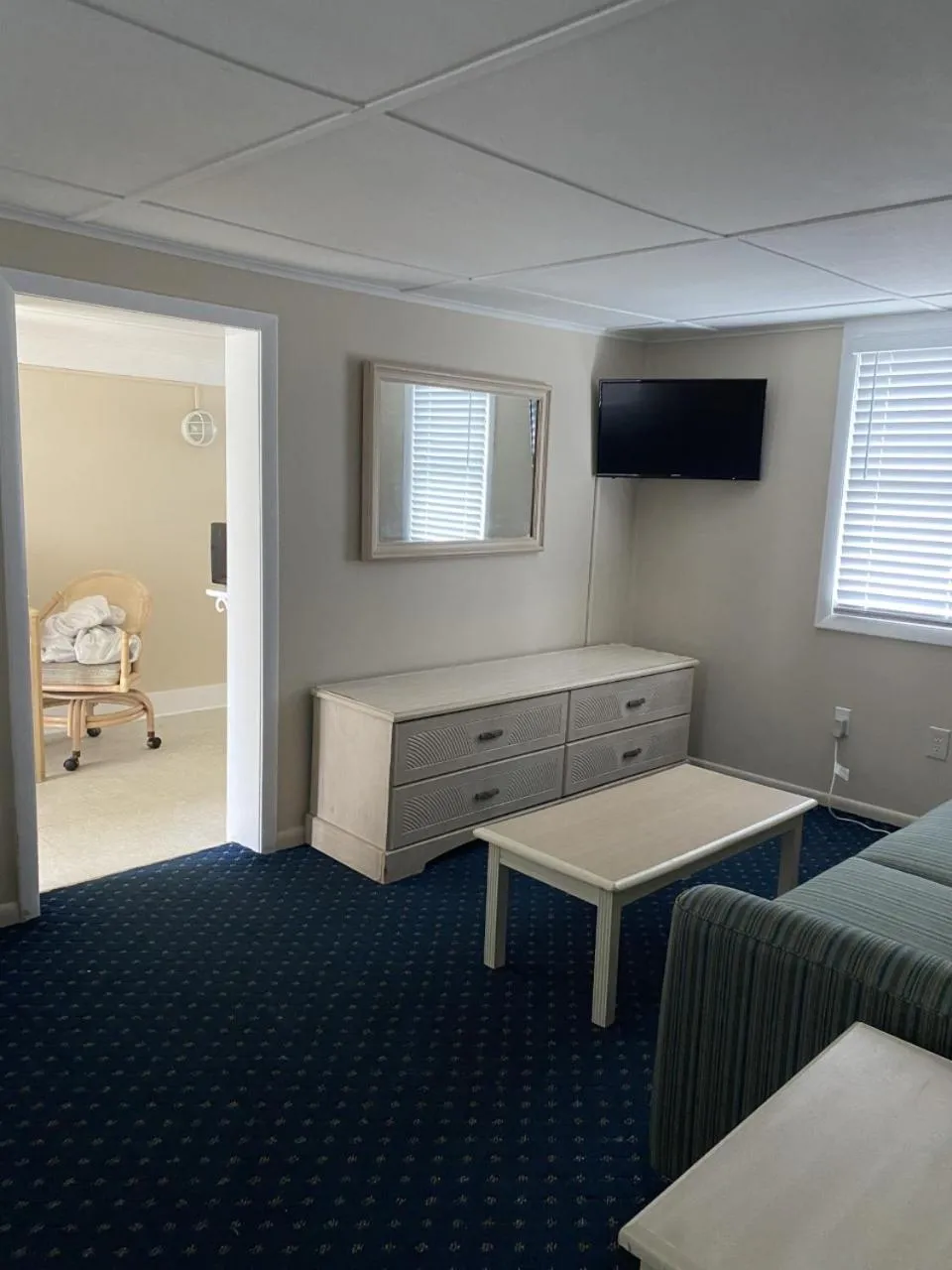 Photo of the whole room in The Admiral Hotel/Motel