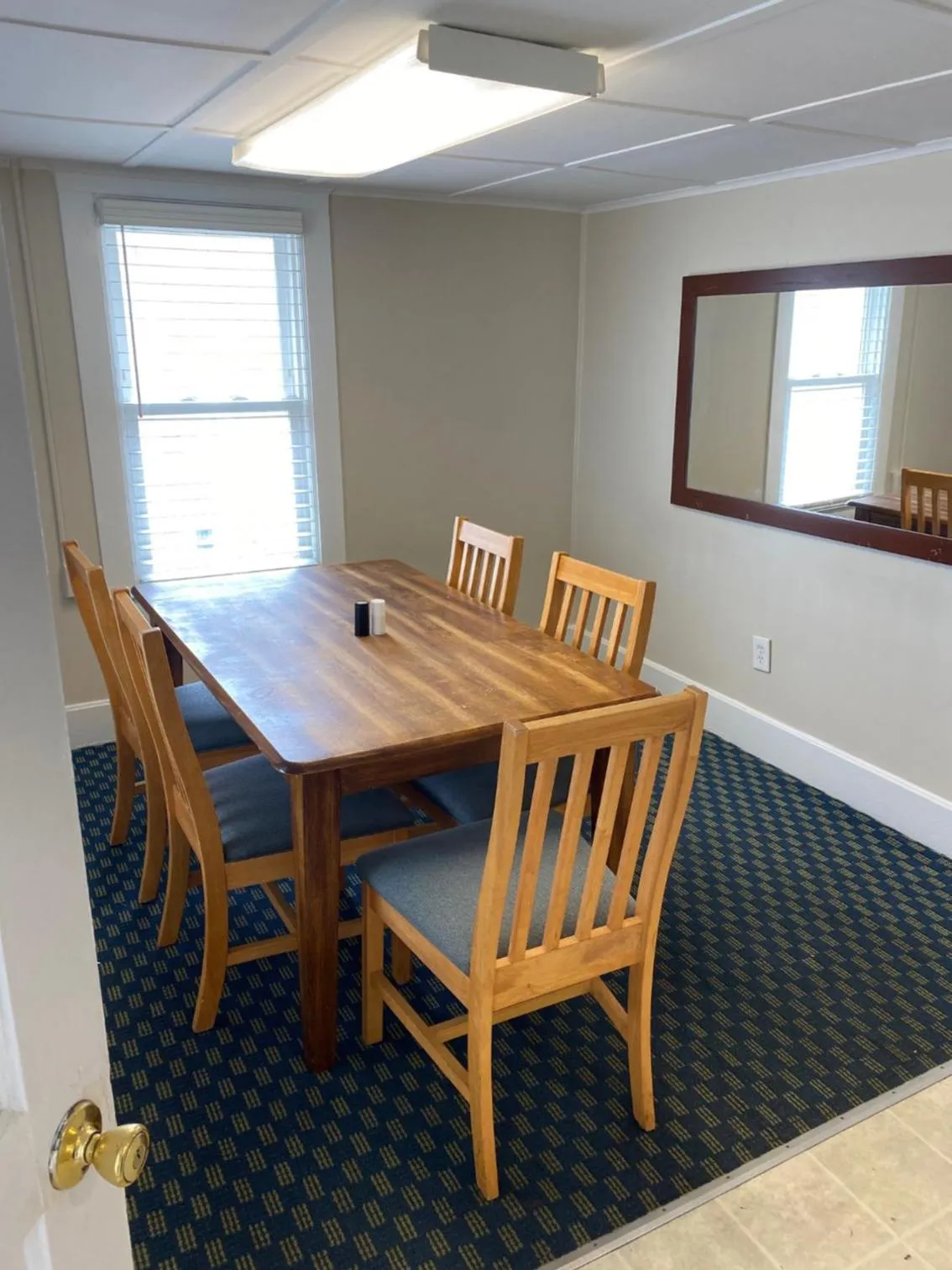 Dining area in The Admiral Hotel/Motel