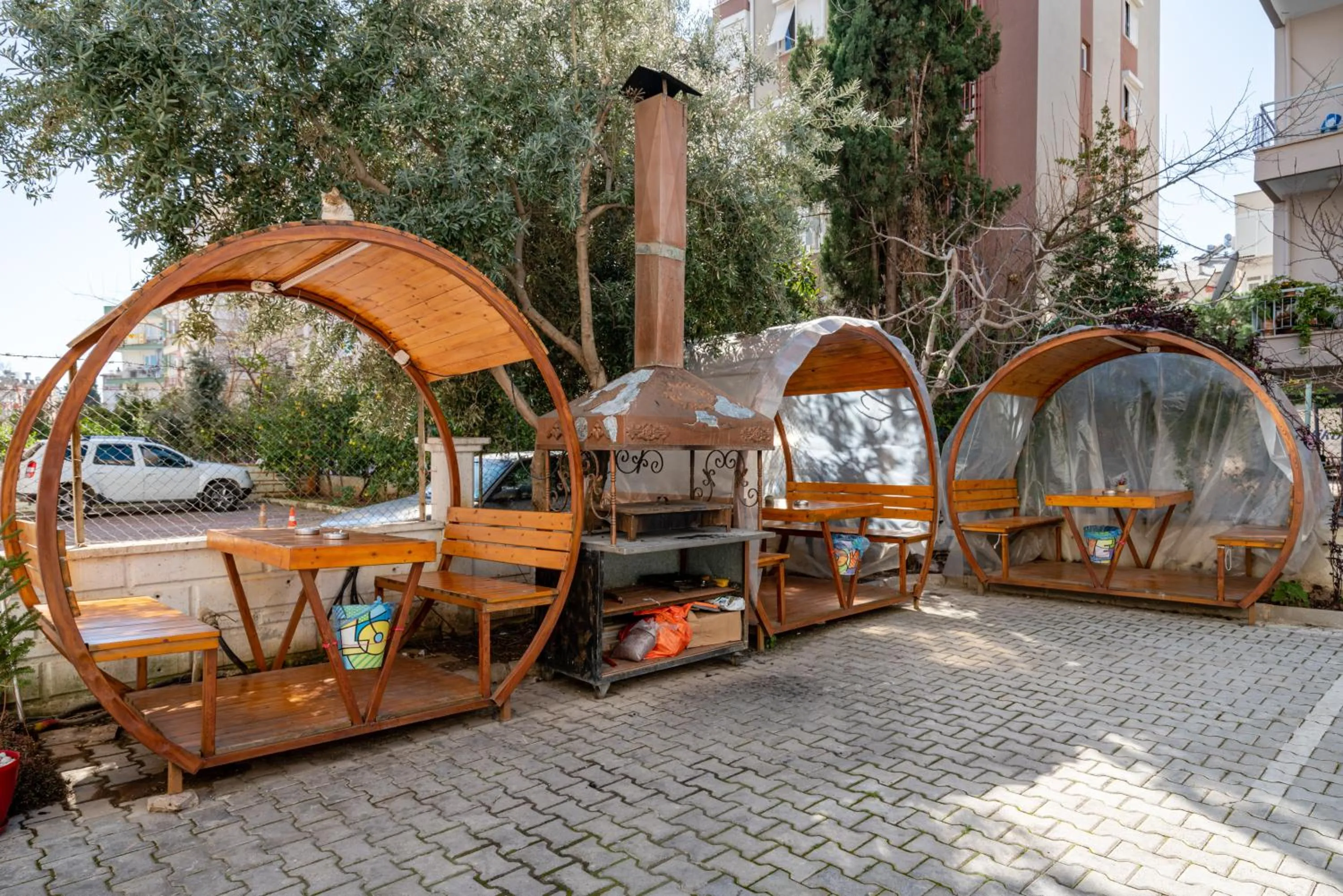 Property building in Sare Suites Downtown