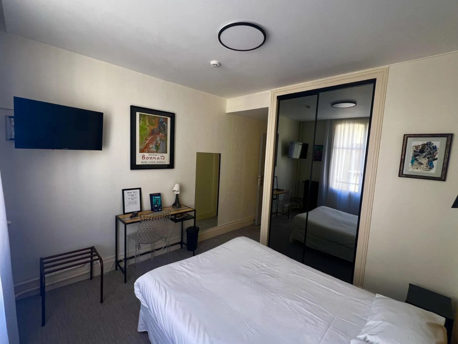 Bedroom, Bed in Trianon