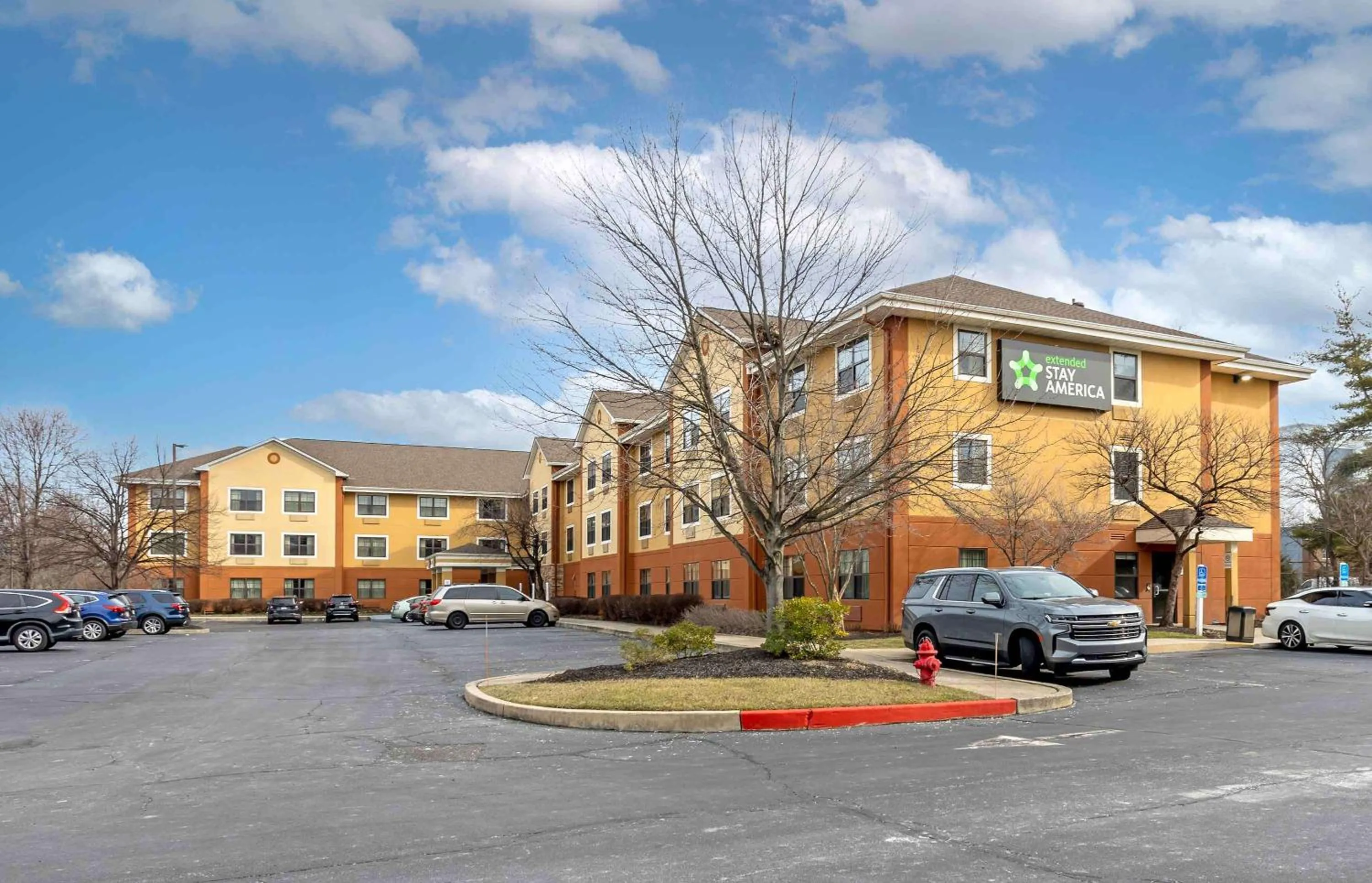 Property building in Extended Stay America Suites - Philadelphia - Horsham - Welsh Rd