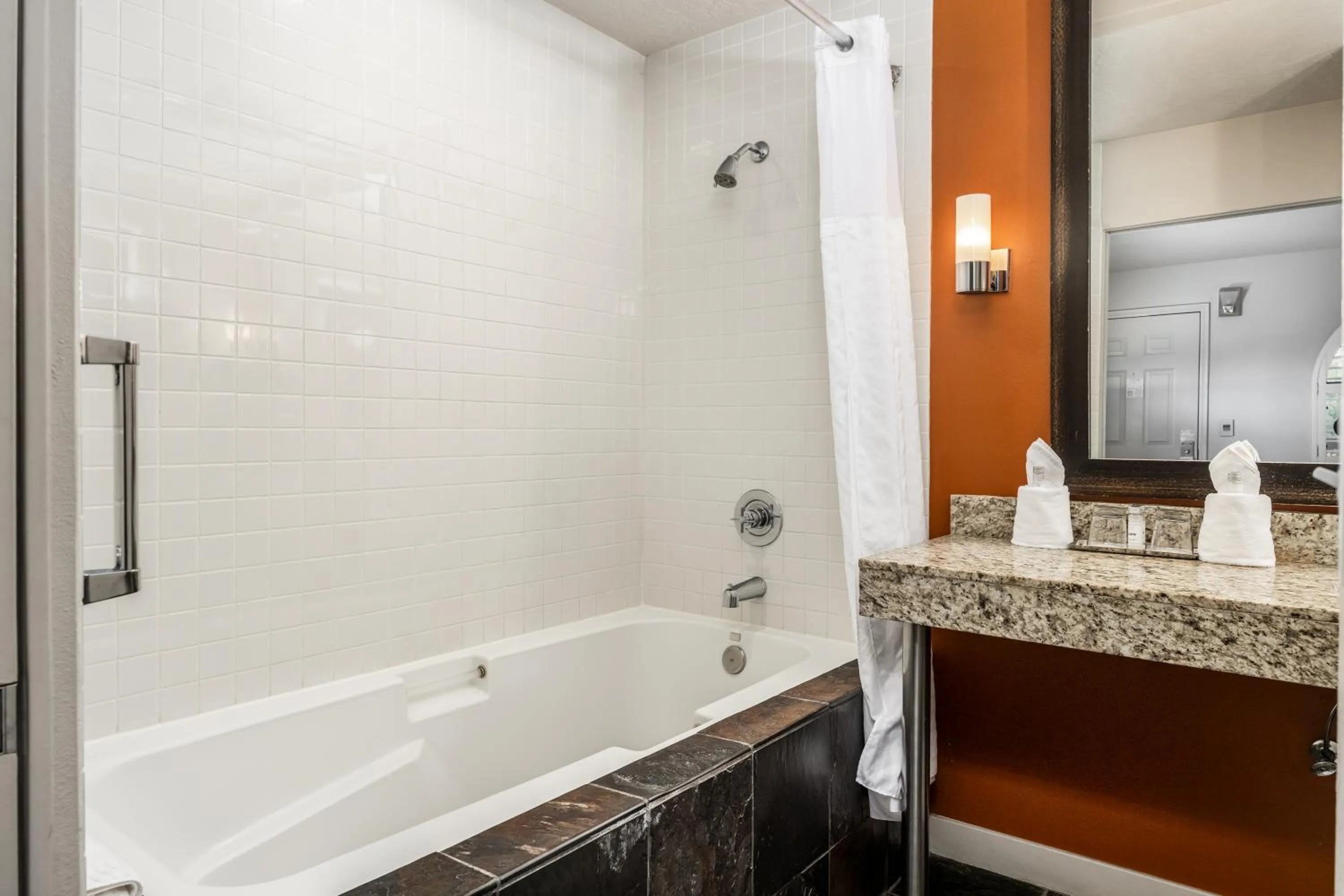 Shower in Red Mountain Resort