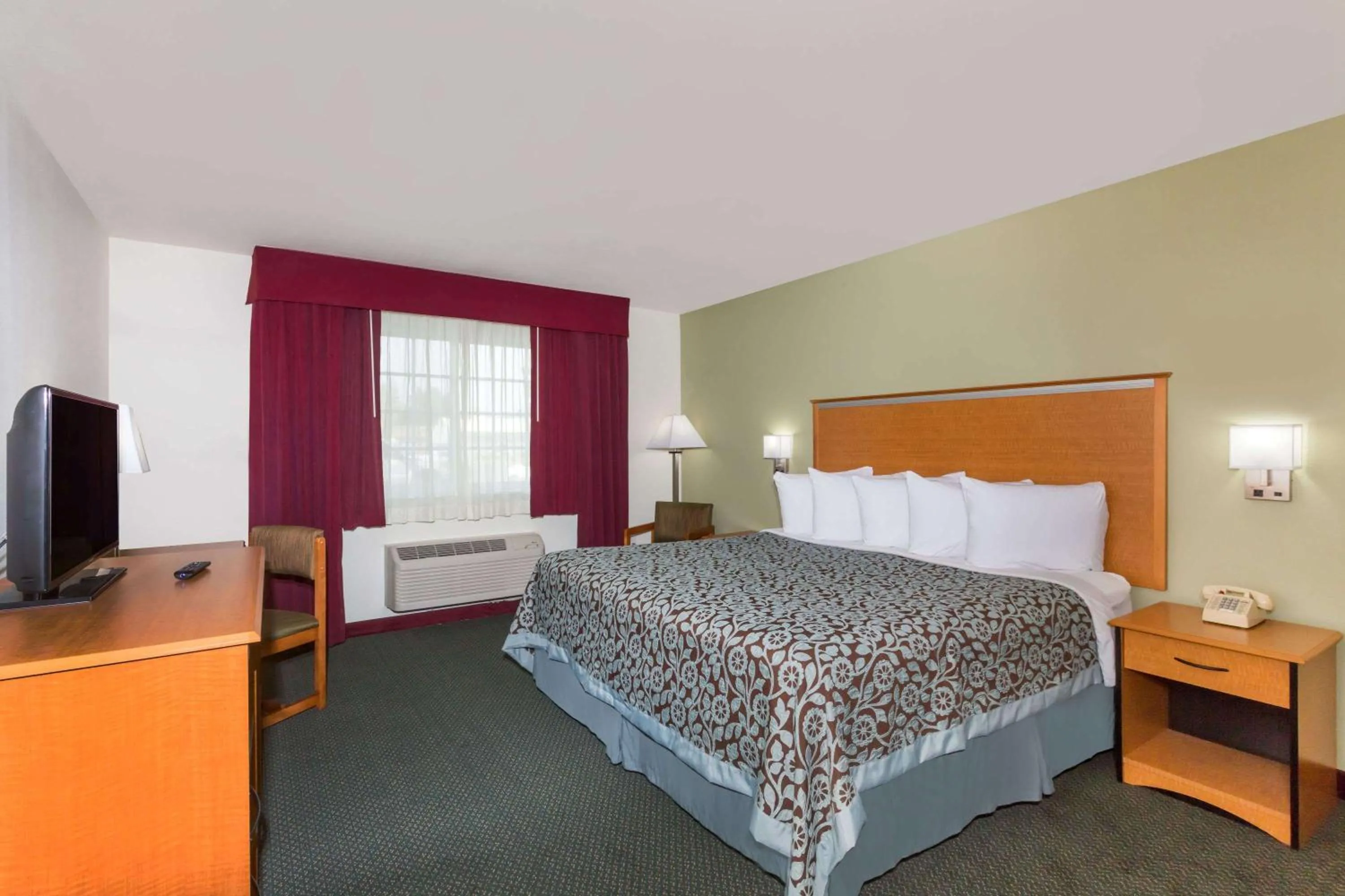 Photo of the whole room in Days Inn by Wyndham West Yellowstone