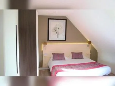 Bed in The Originals Boutique, Hôtel Les Quatre Salines, Le Mont Saint-Michel Sud