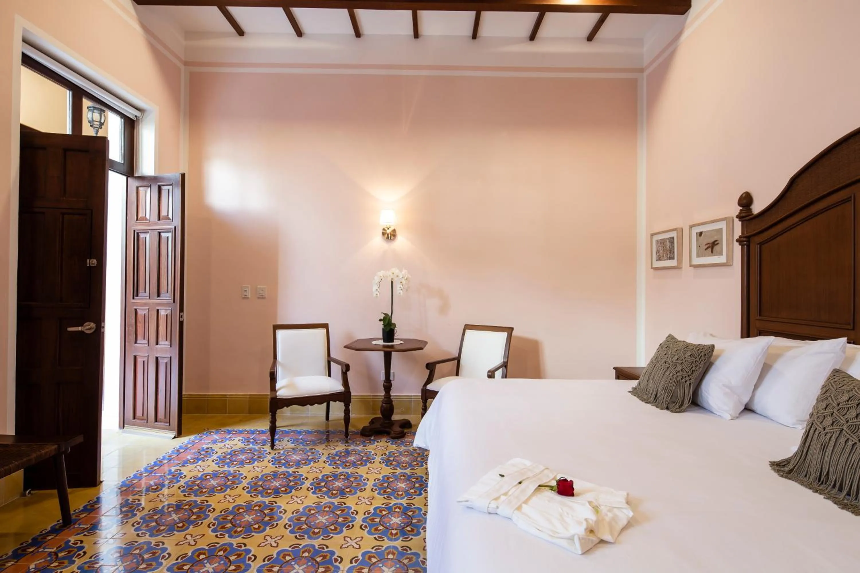 Bed in Casa Tavera- Adults Only