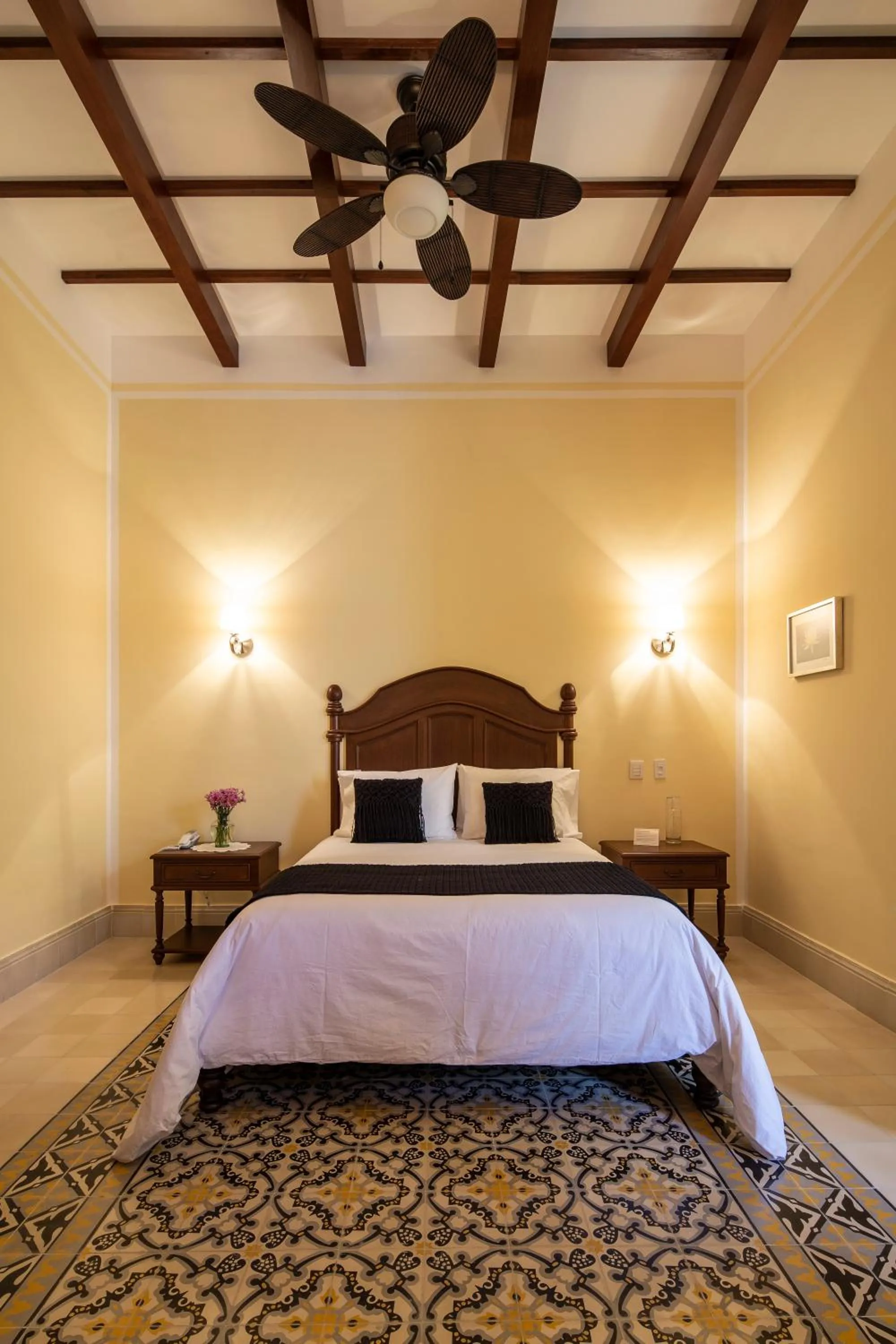 Bed in Casa Tavera- Adults Only