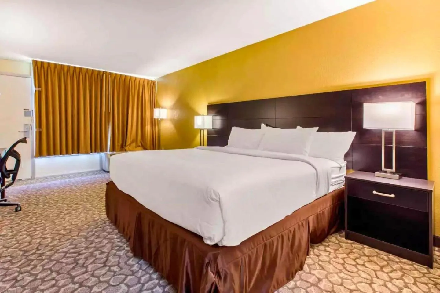 Bed in Ramada by Wyndham Santee I-95