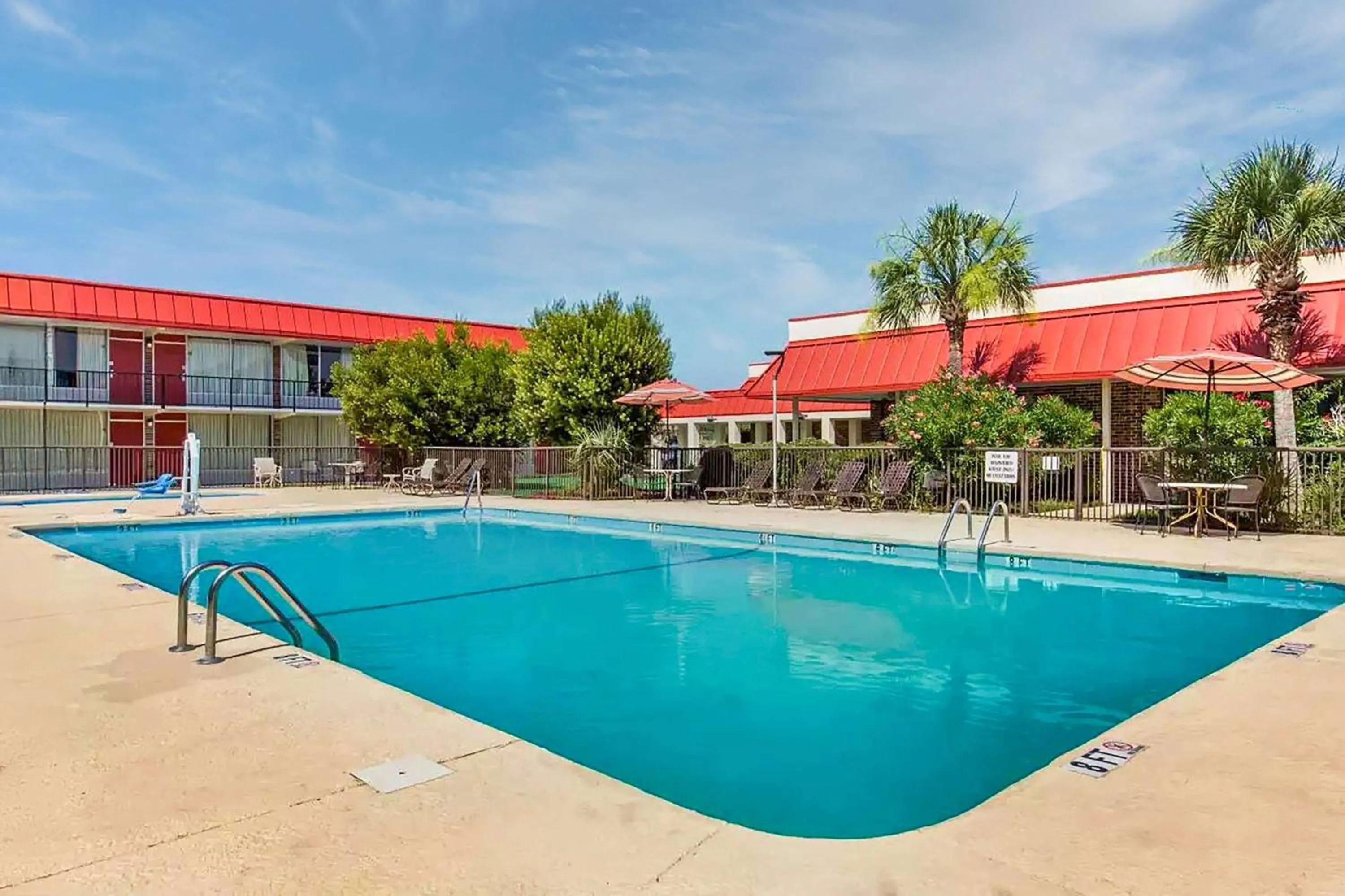 Pool view in Ramada by Wyndham Santee I-95