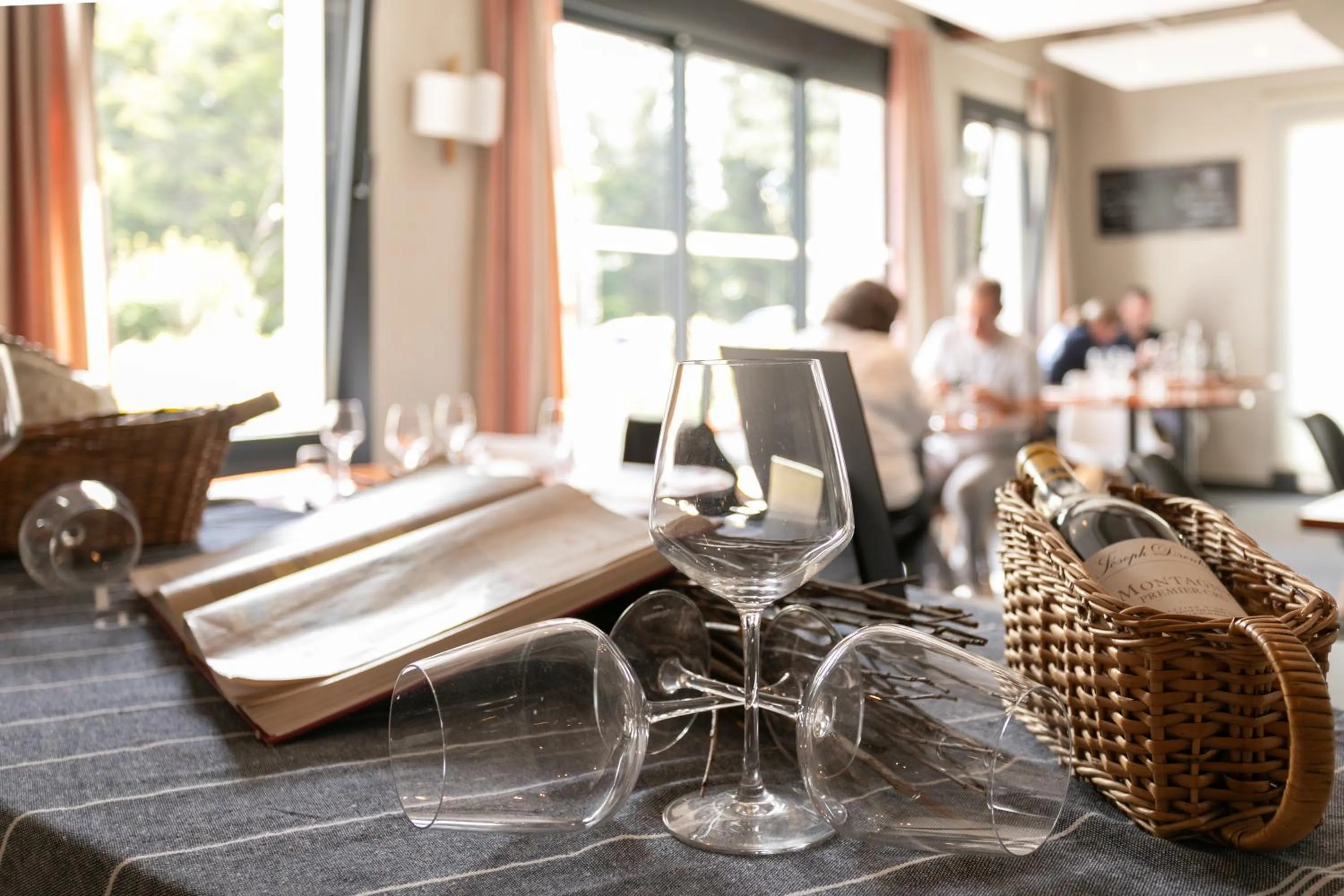 Restaurant/places to eat in Logis Hotel Restaurant Au Chêne Vert, Saint-Brieuc