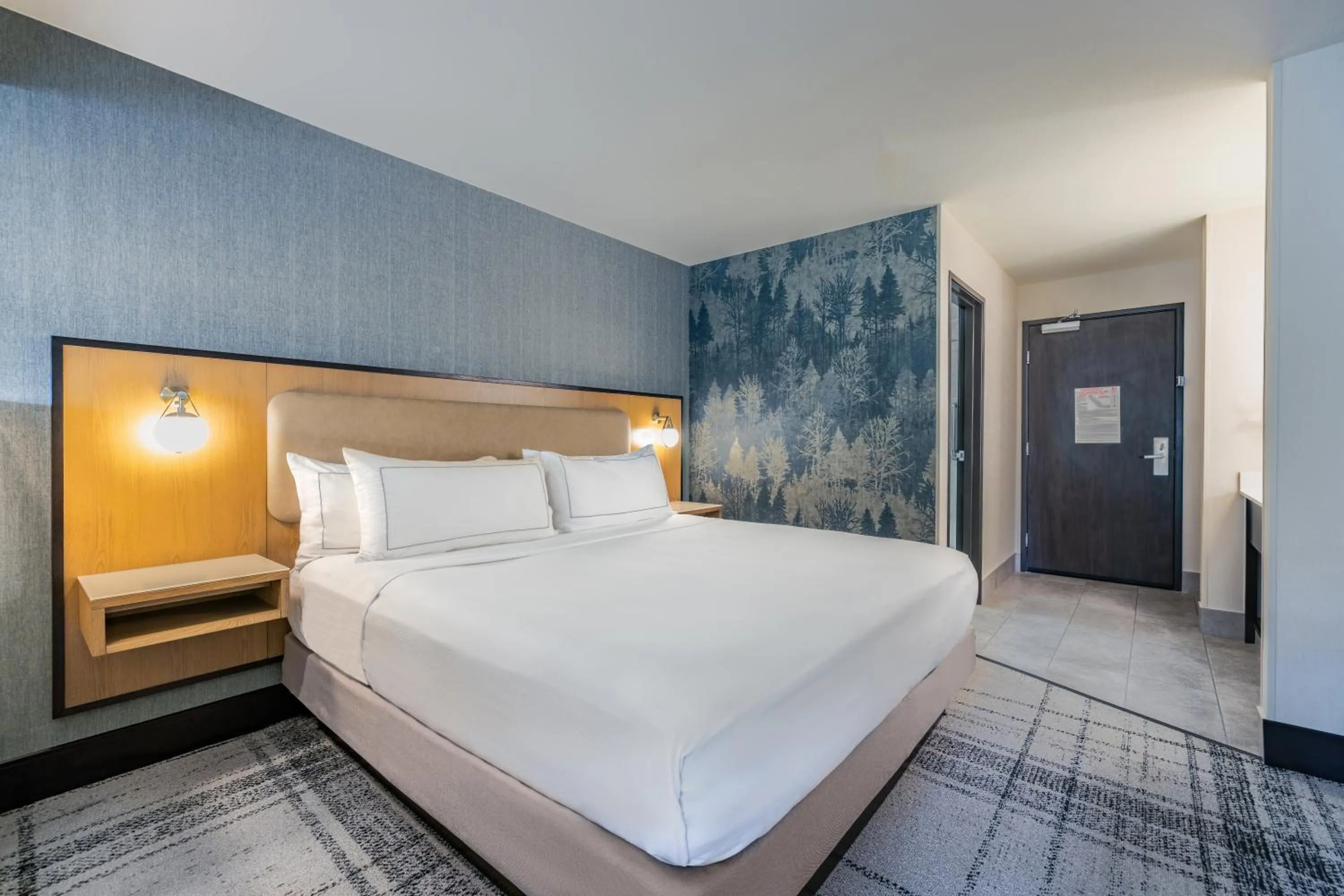 Bedroom, Bed in The Newberry Hotel Bend, Tapestry Collection by Hilton