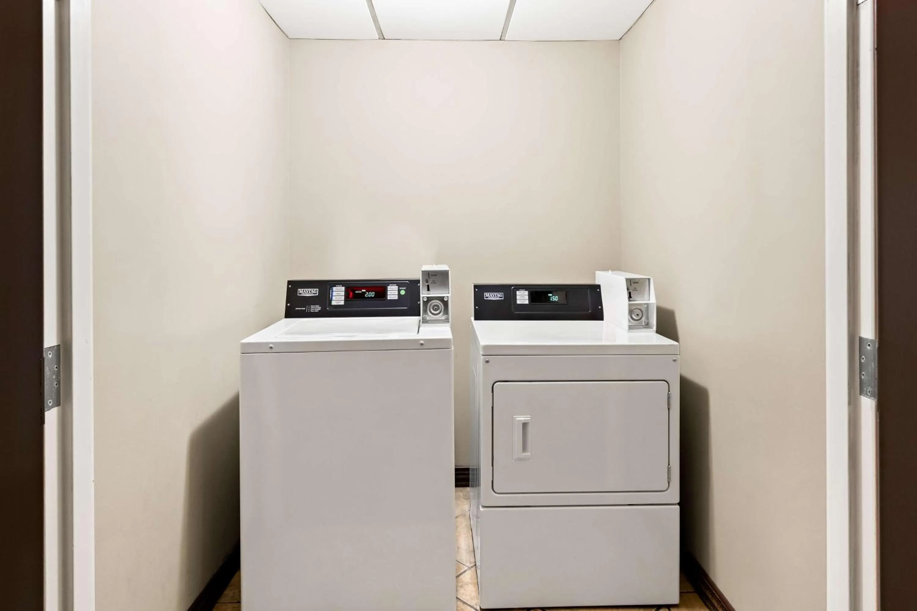 Property building in Best Western State Fair Inn