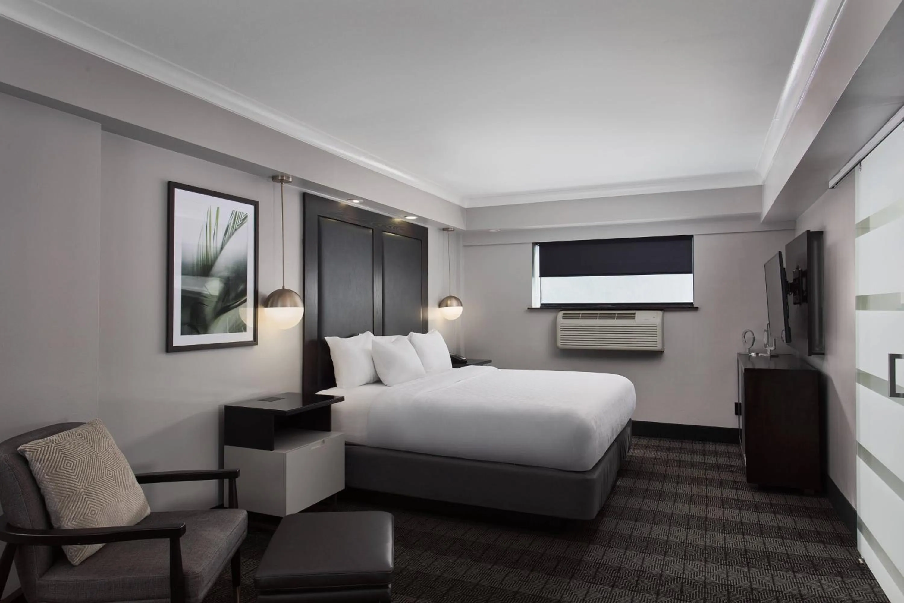 Photo of the whole room, Bed in Hotel Duval, Autograph Collection