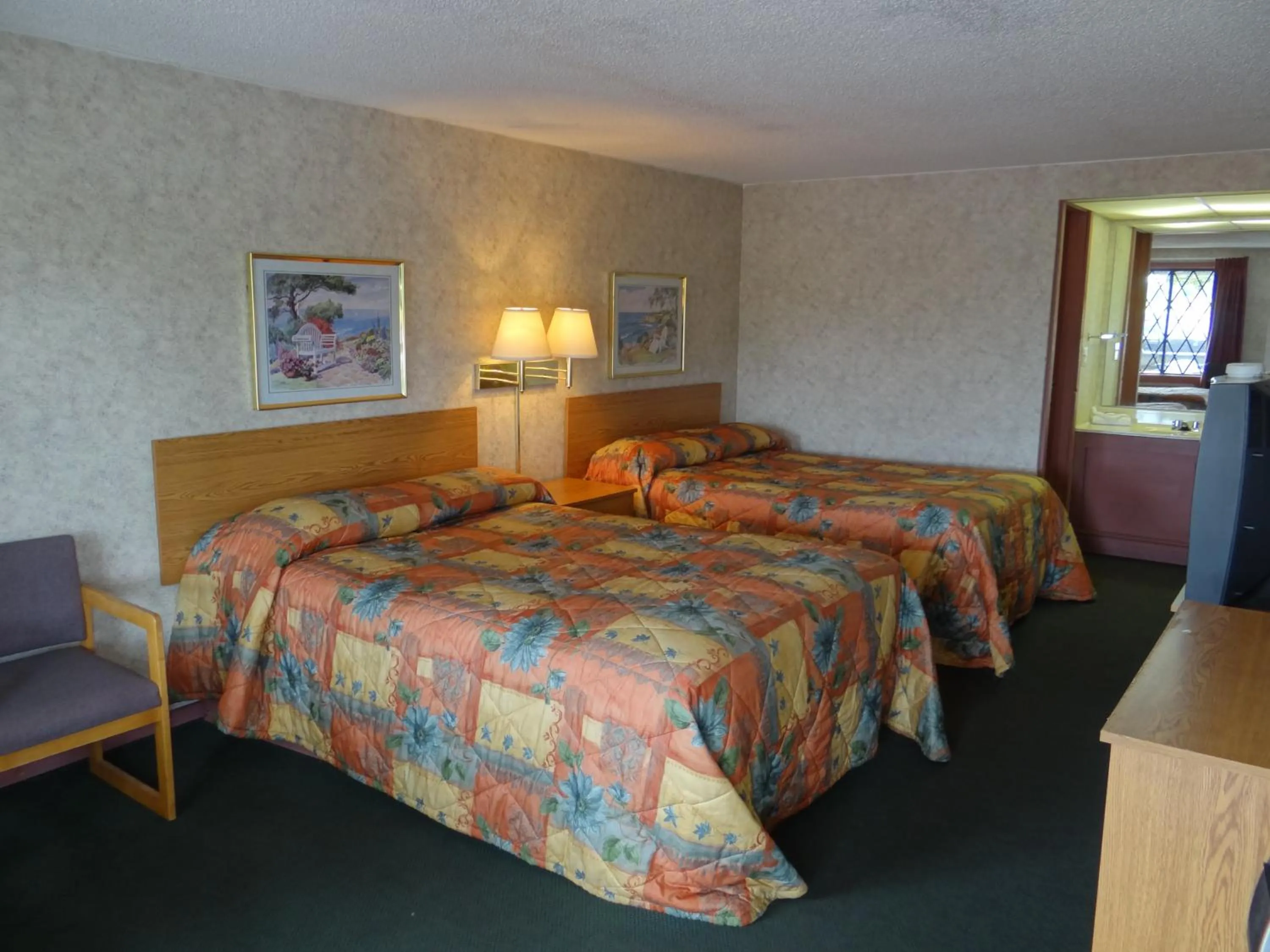 Bed in Motel 6-Hamburg, NY