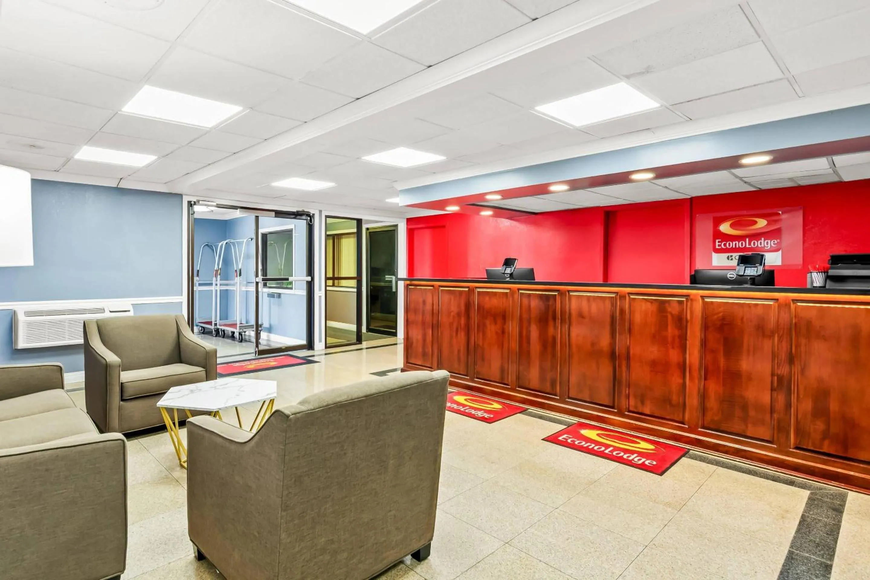 Lobby or reception in Econo Lodge Mt Hope - Beckley
