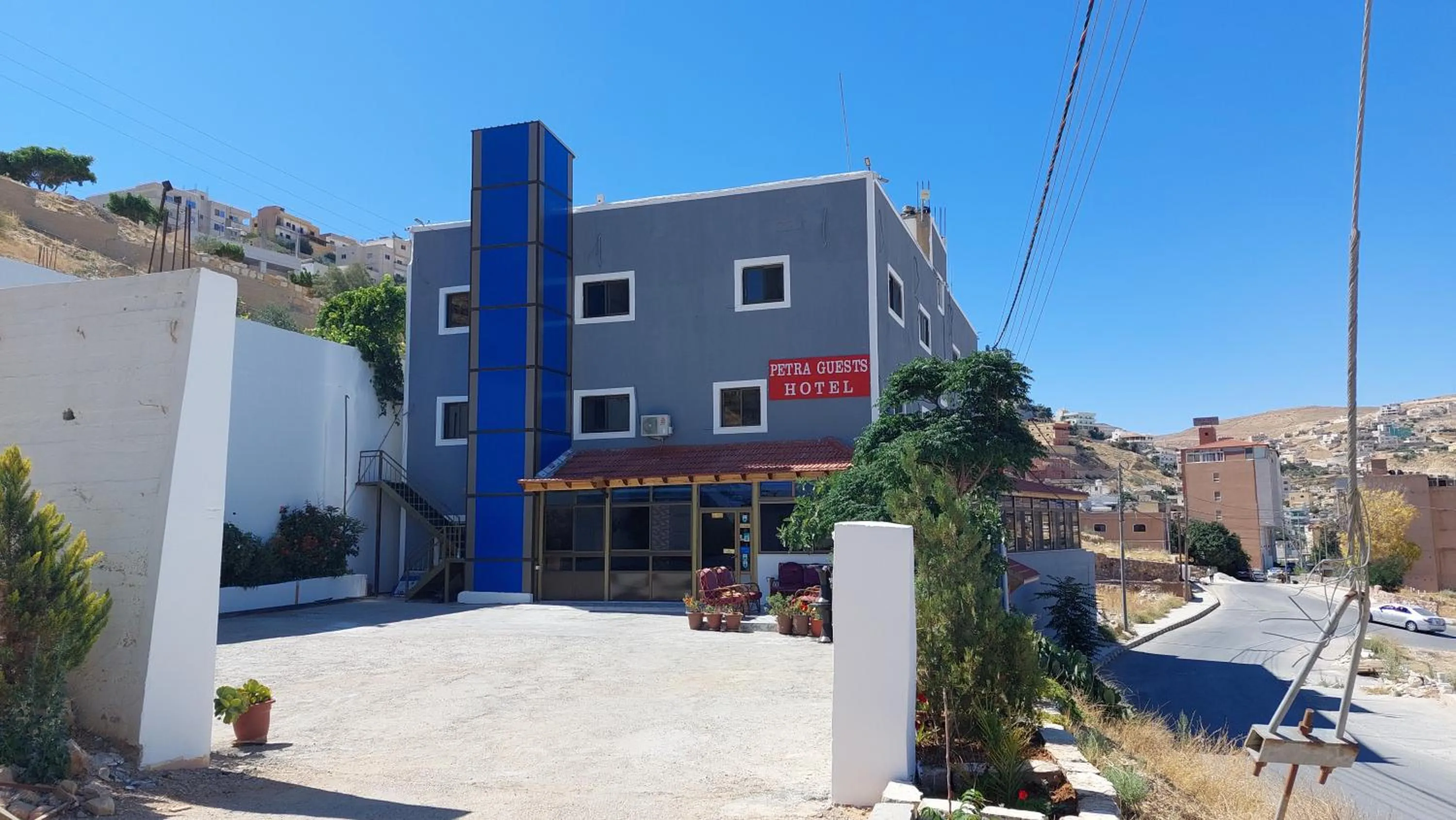Property building in Petra Guests Hotel
