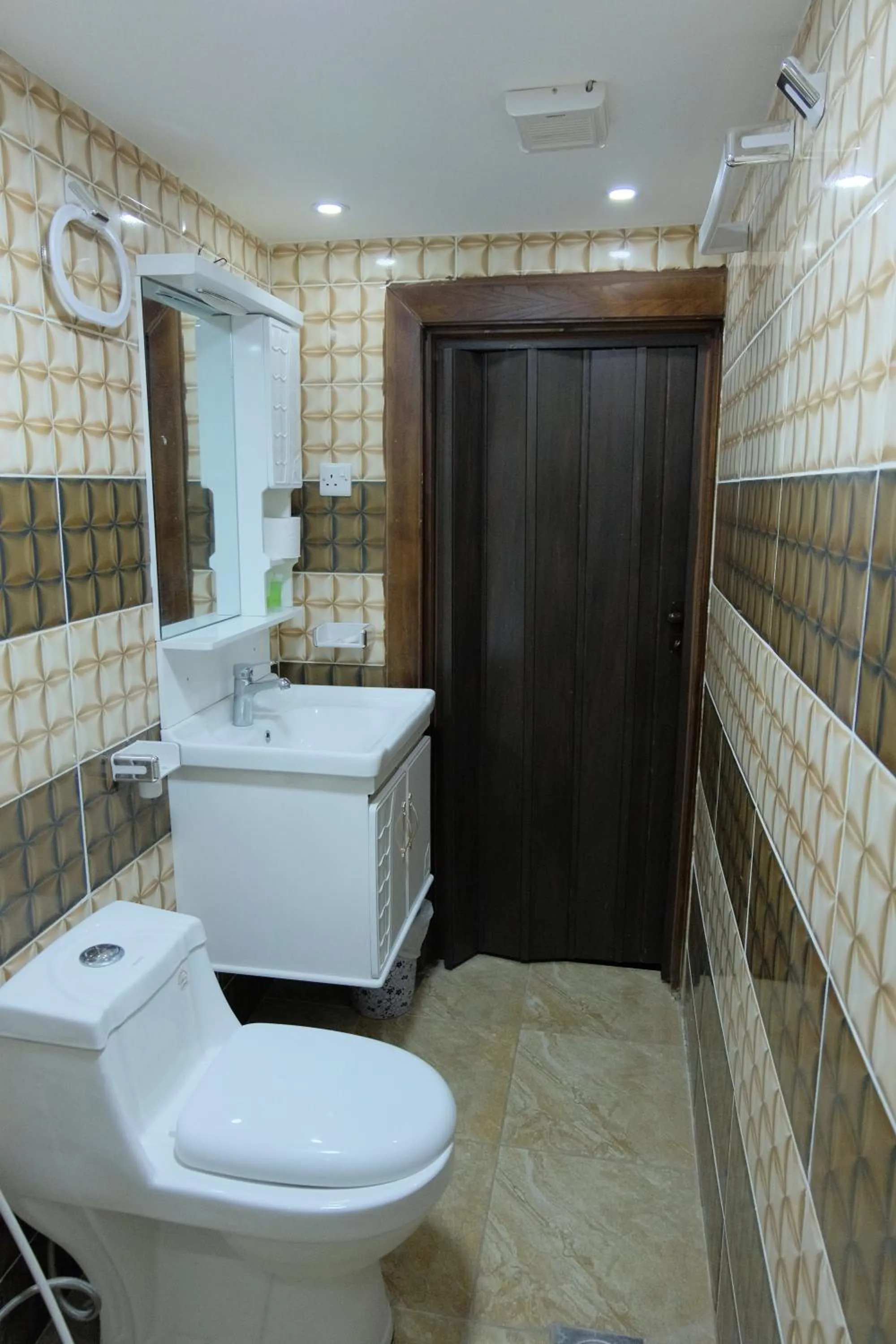 Bathroom in Petra Guests Hotel