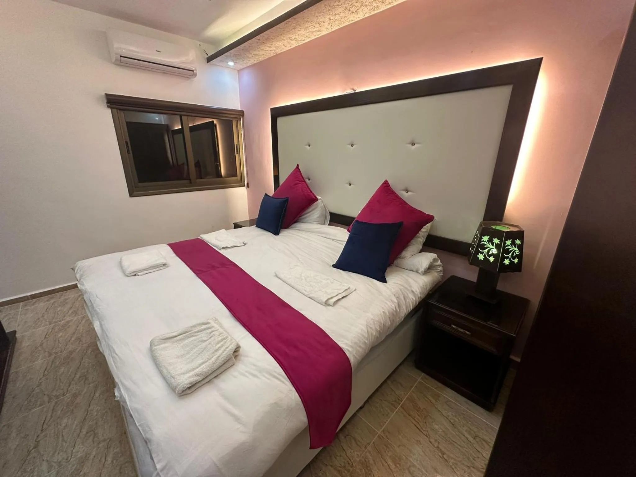 Bedroom, Bed in Petra Guests Hotel