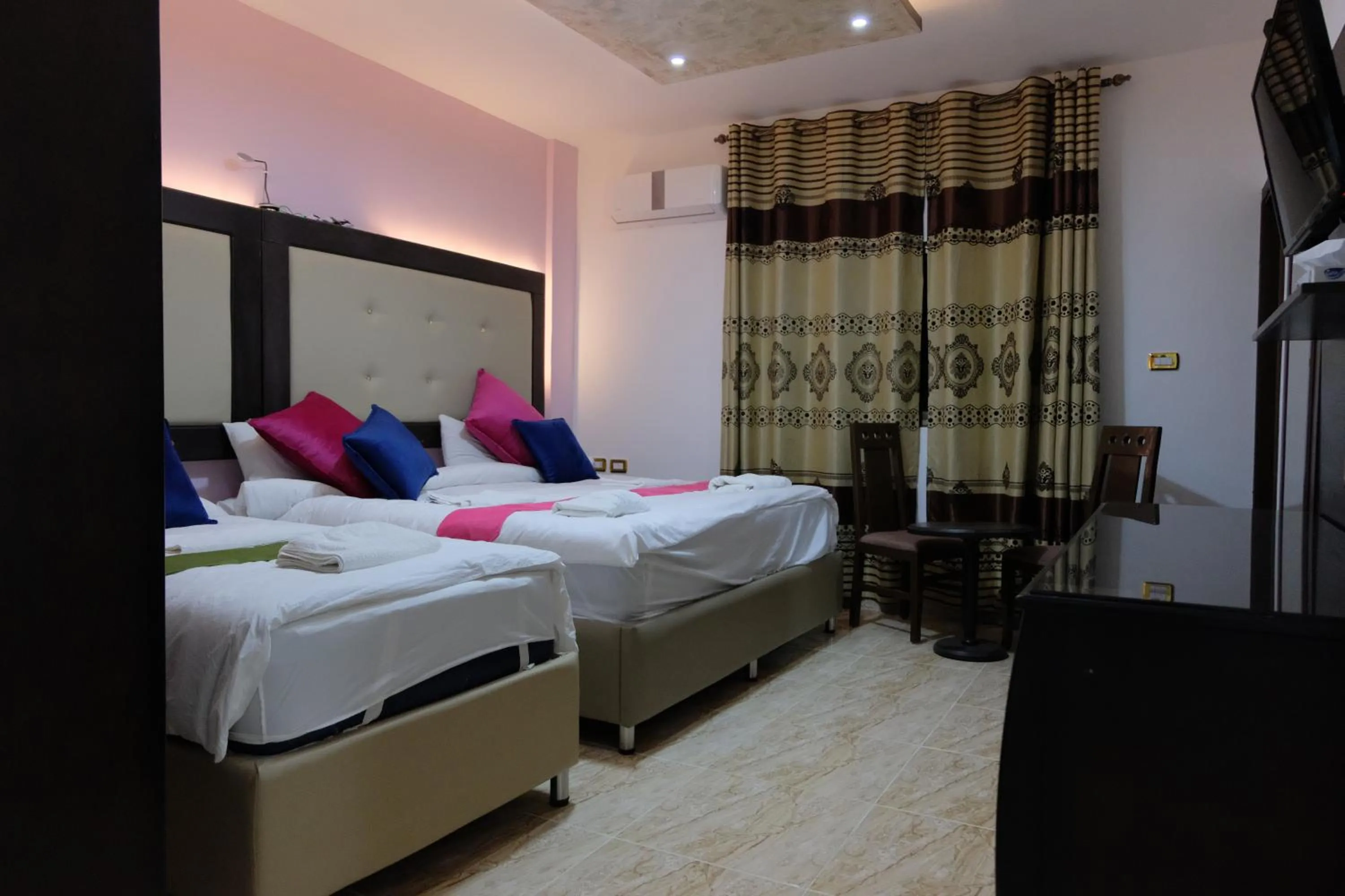 Bedroom, Bed in Petra Guests Hotel