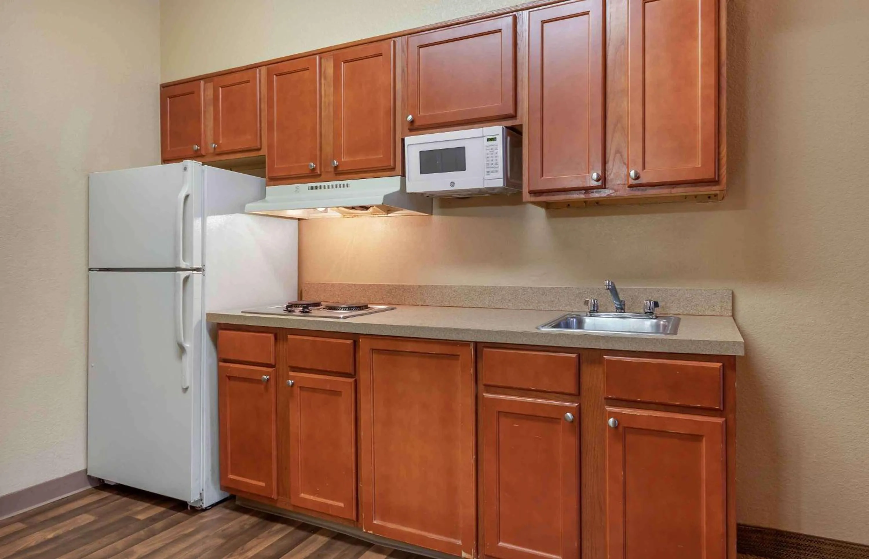 Bedroom in Extended Stay America Suites - Dallas - Frankford Road