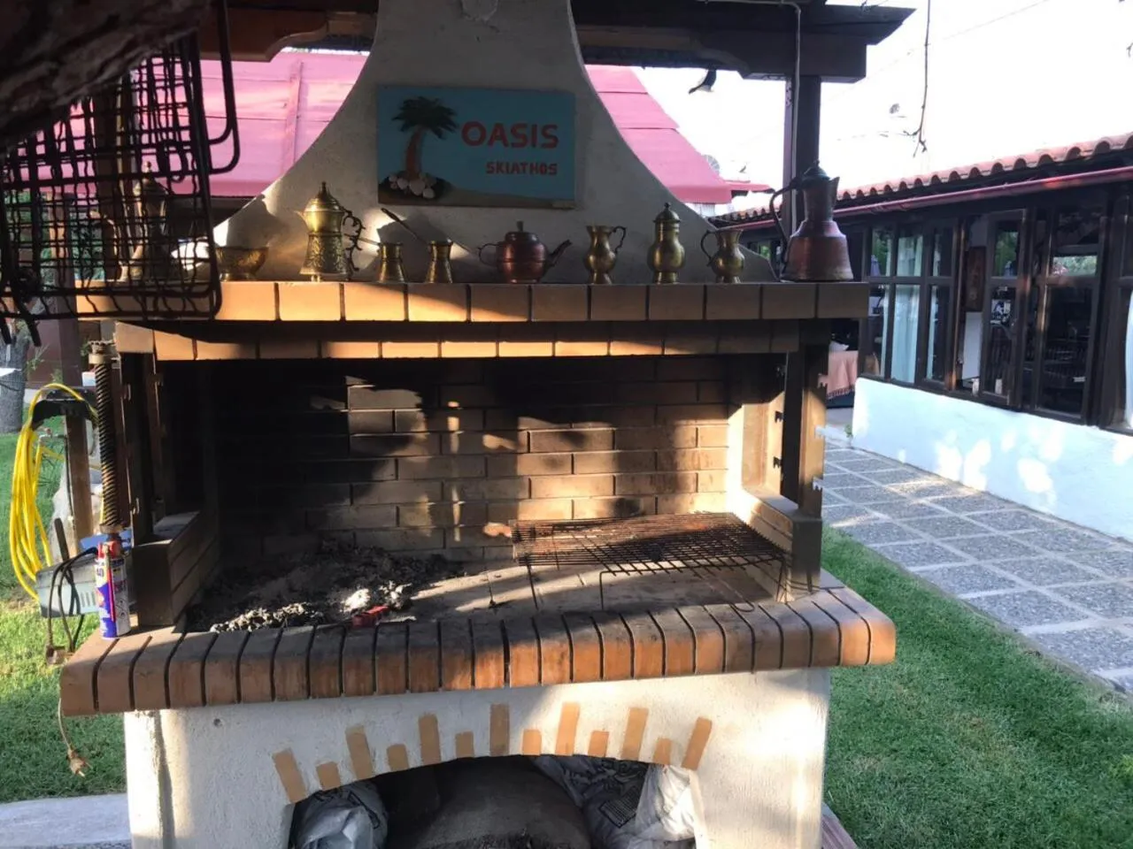 BBQ facilities in Oasis