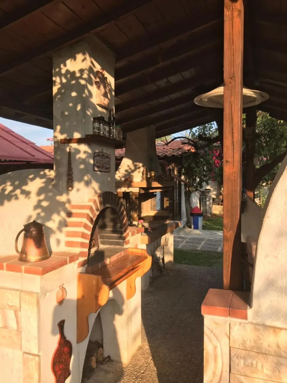 BBQ facilities in Oasis