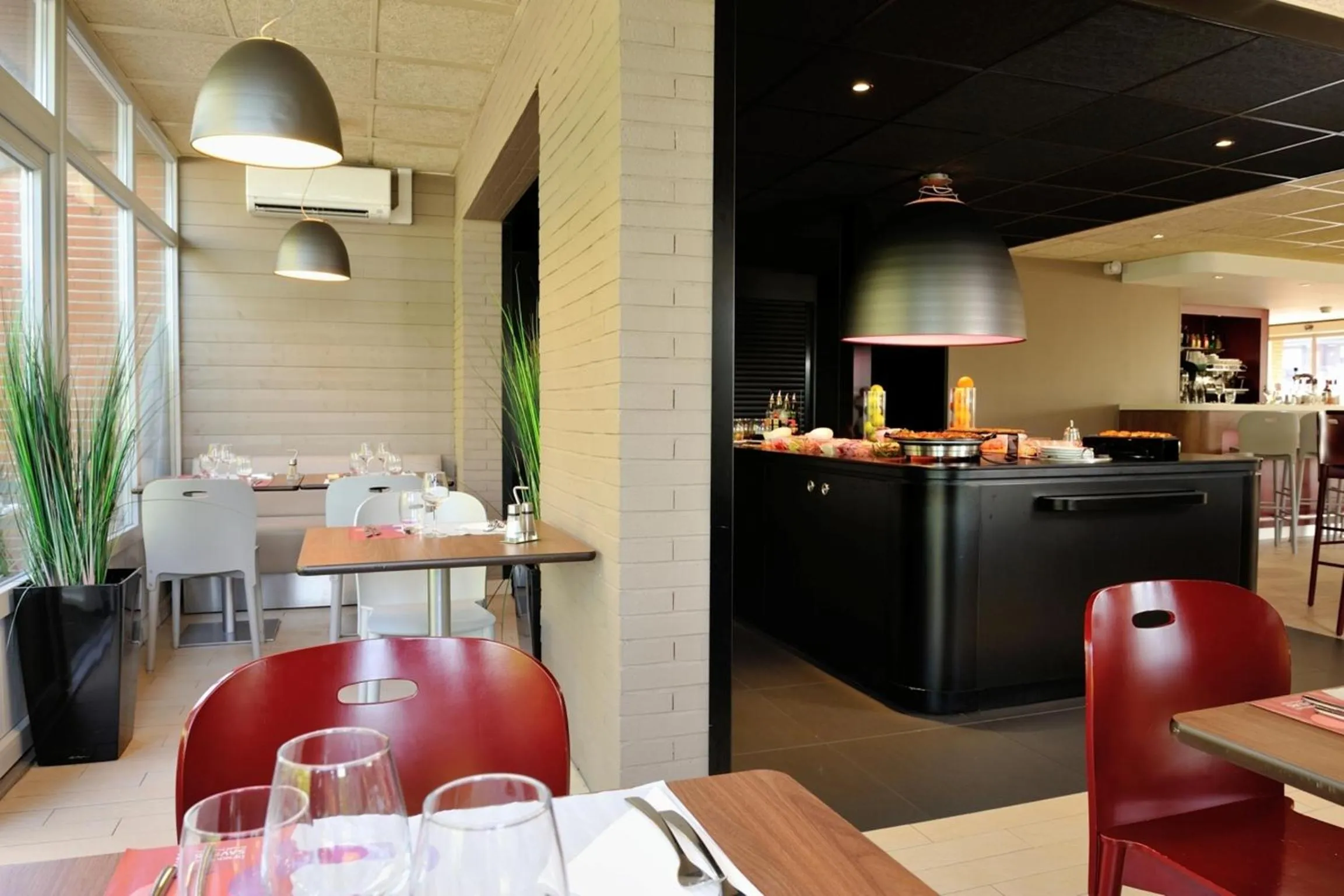 Restaurant/places to eat in Campanile Toulouse Sud-Labège innopole