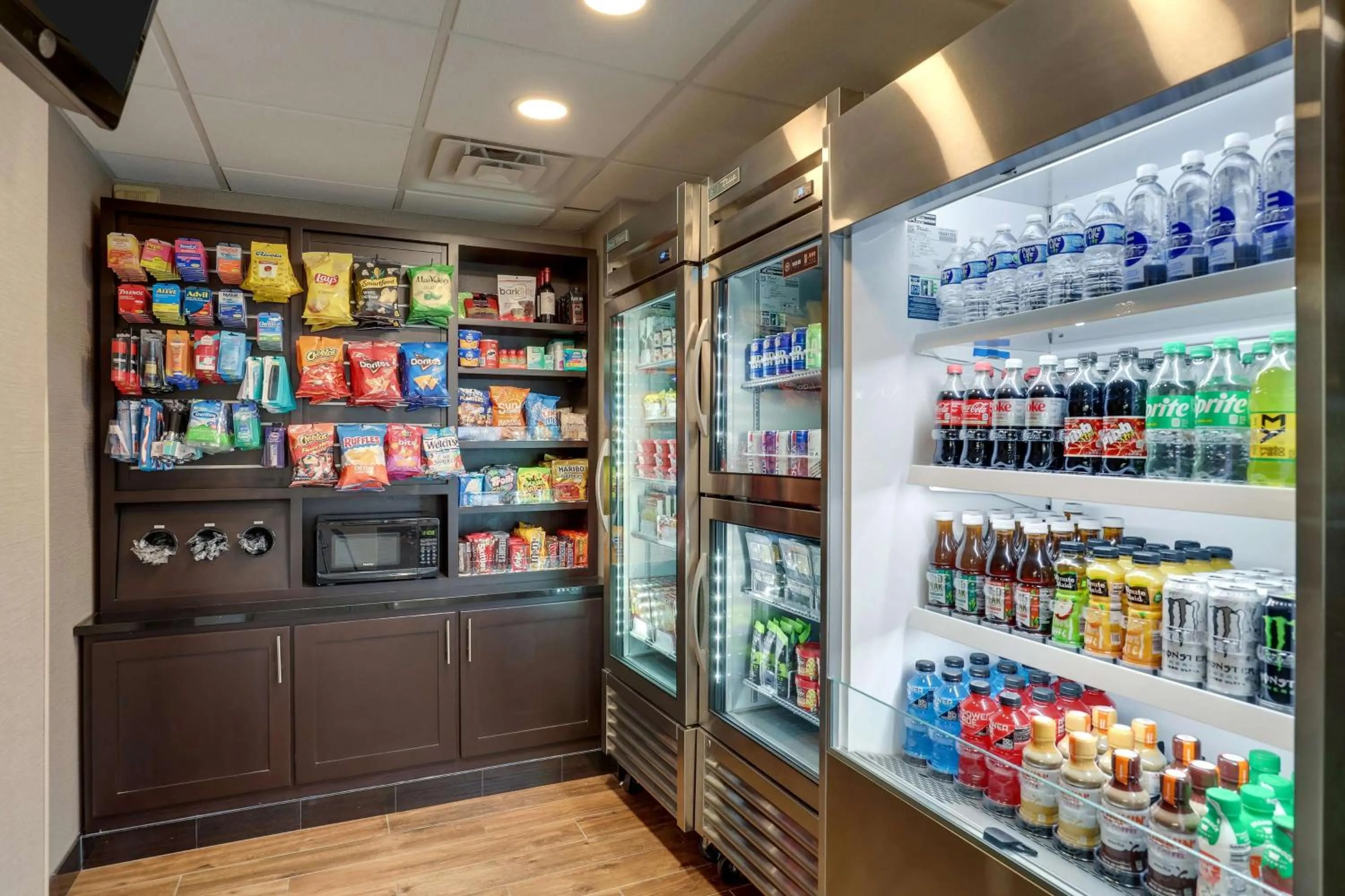 Property building in Drury Inn & Suites Springfield