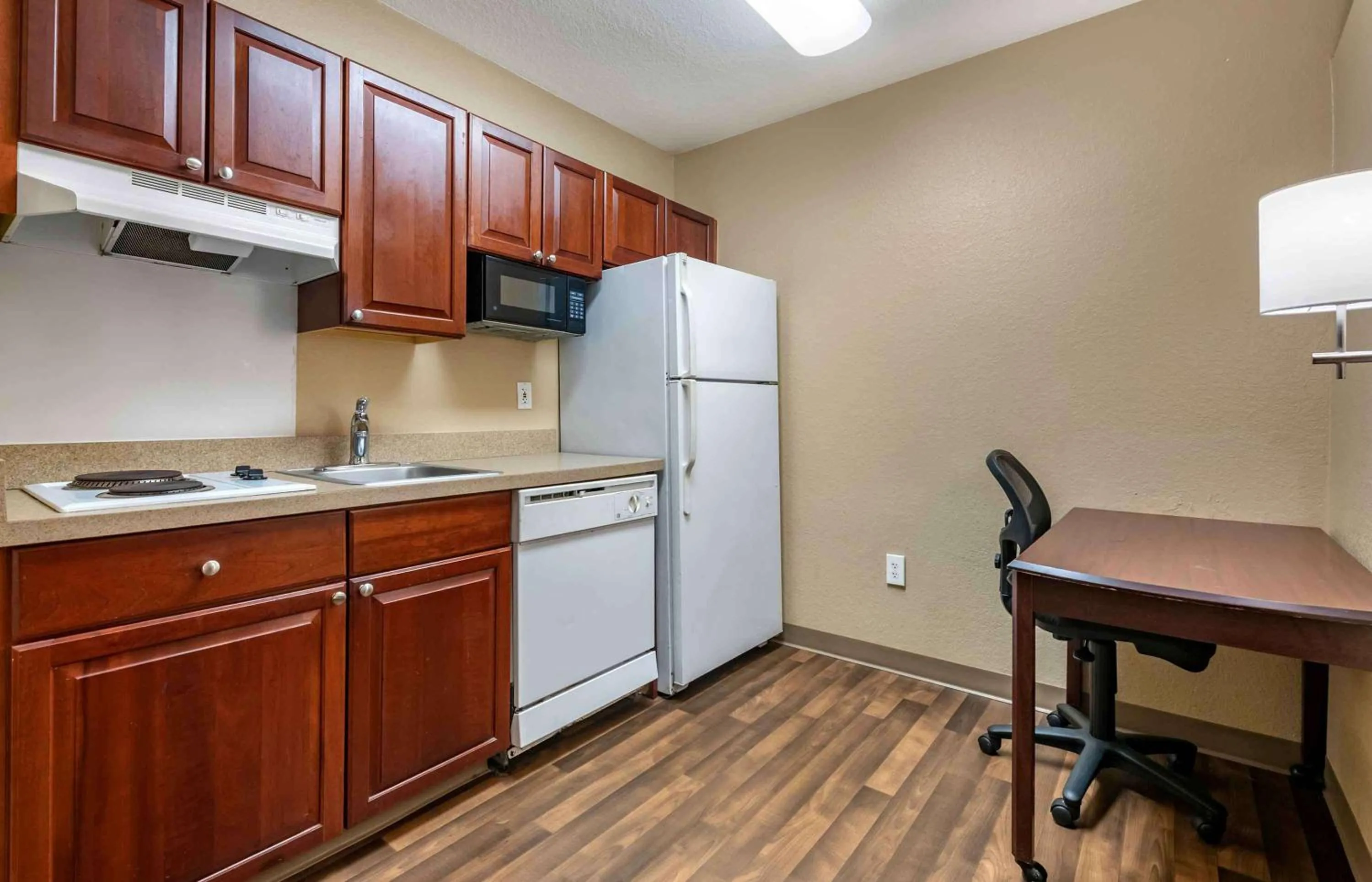 Kitchen or kitchenette in Extended Stay America Suites - Austin - North Central