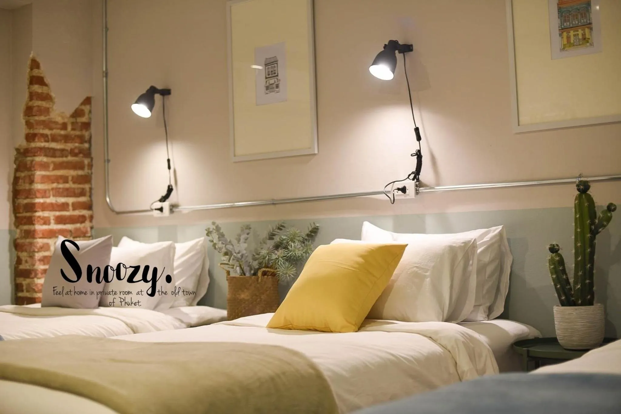 Bedroom, Bed in Snoozy Guesthouse