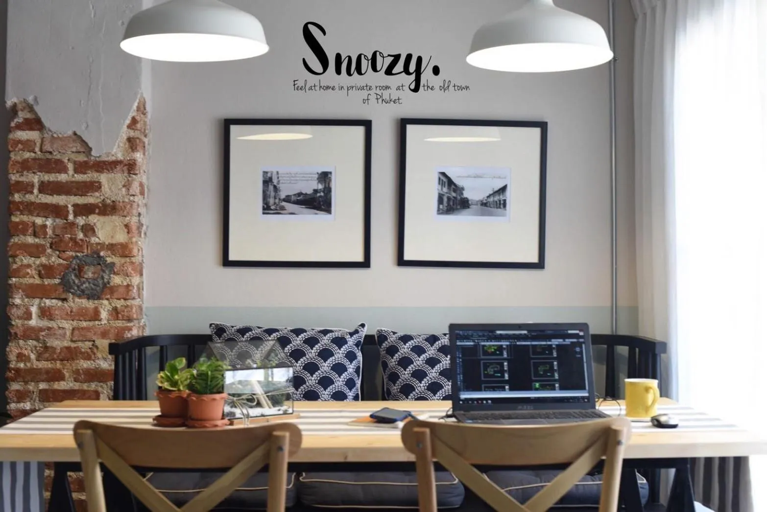 Dining area in Snoozy Guesthouse