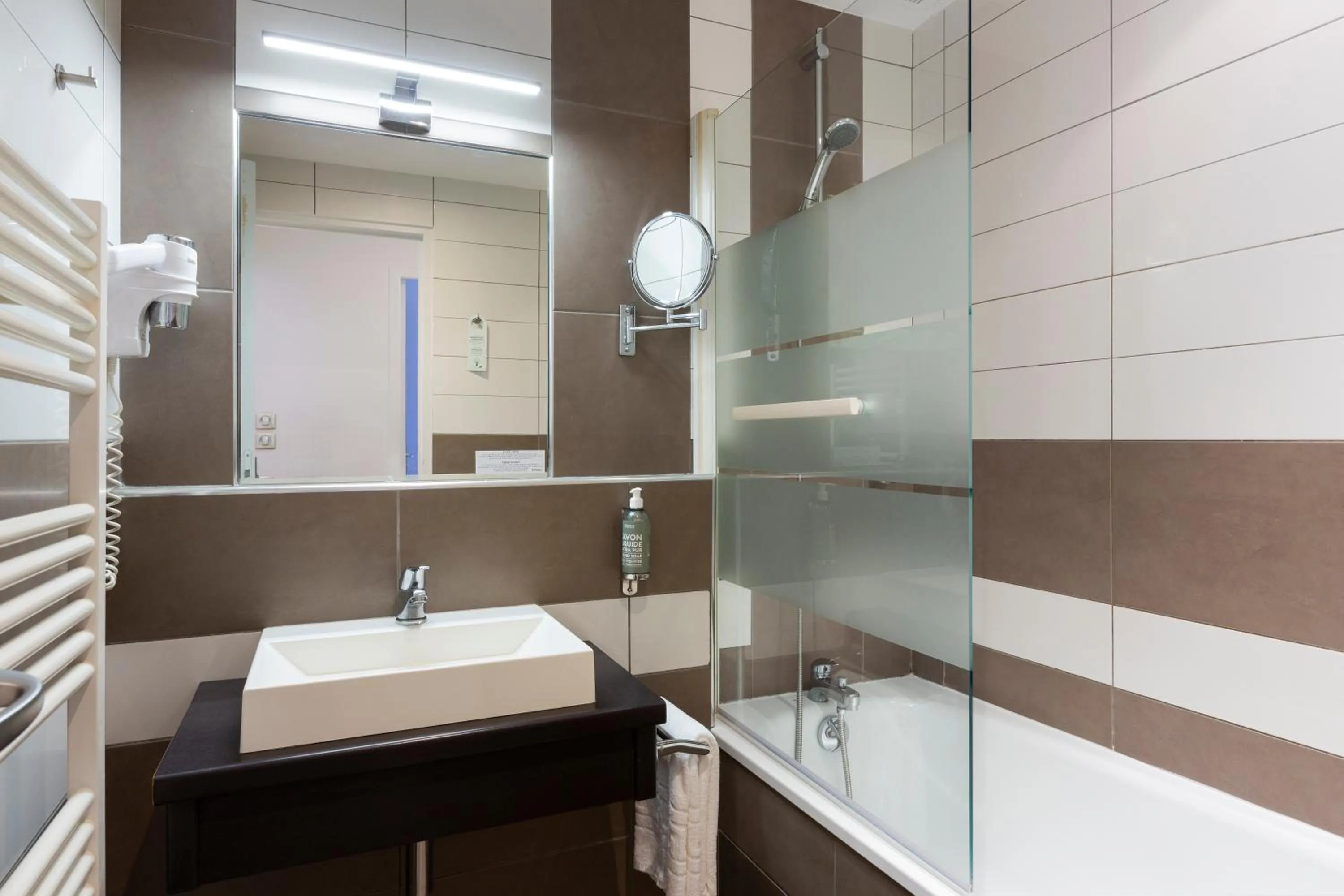 Bathroom in SOWELL HOTELS Domaine de la Petite Isle