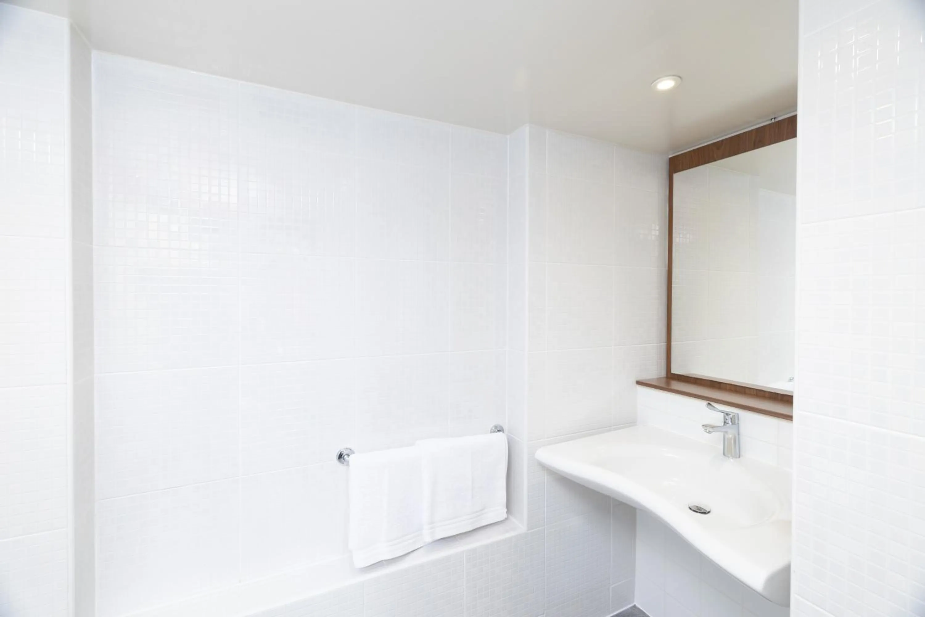 Facility for disabled guests in Campanile Nature - Taverny